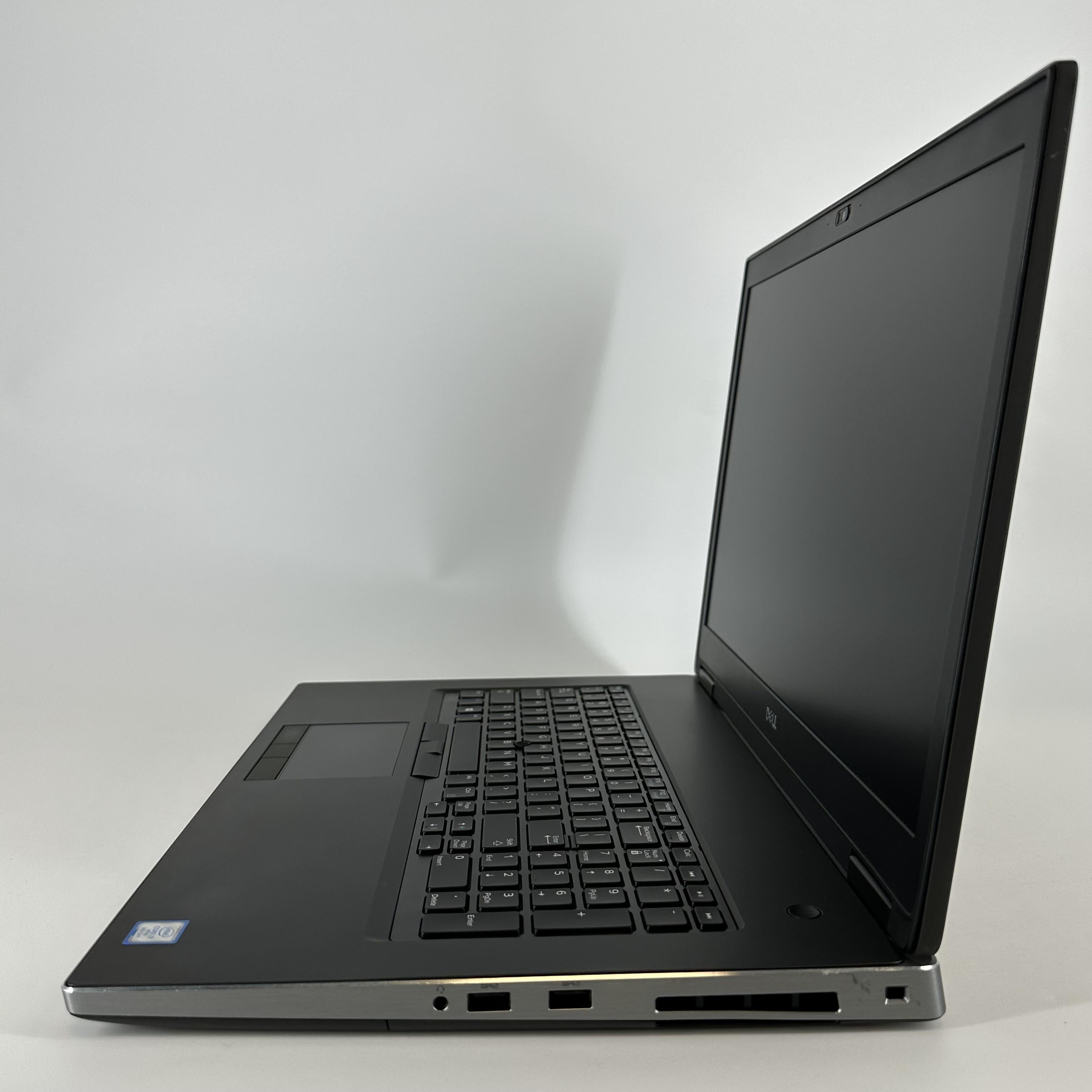 Dell Precision 7740 17.3 Gray 2.6 GHz Intel Core i7 9th Gen. 64GB RAM 512GB Solid State Drive NVIDIA Quadro RTX 4000 8 GB