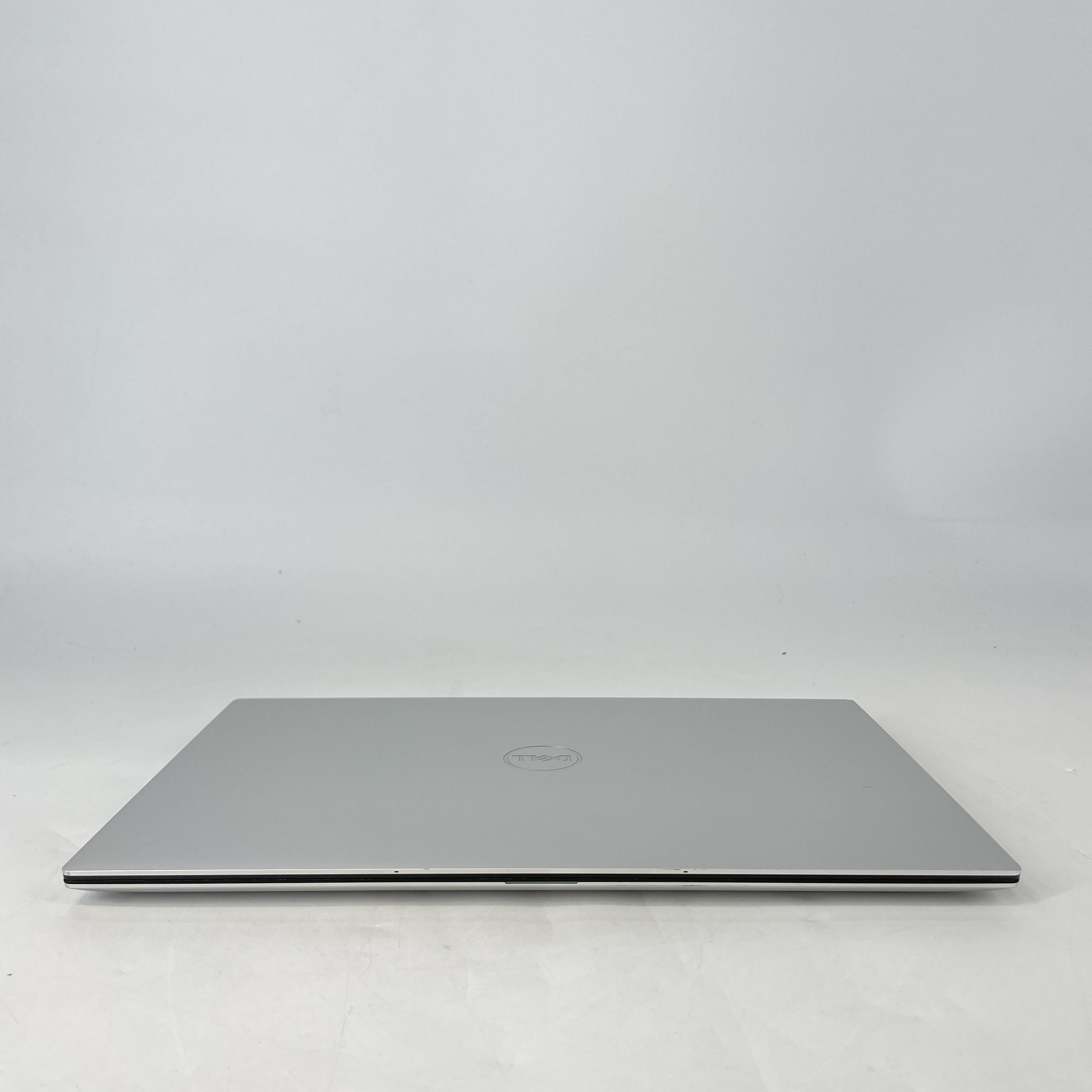 Dell XPS 15 9520 Silver 2.5 GHz Intel Core i9 12th Gen. 32GB RAM 1TB Solid State Drive NVIDIA GeForce RTX 3050 Ti 4 GB