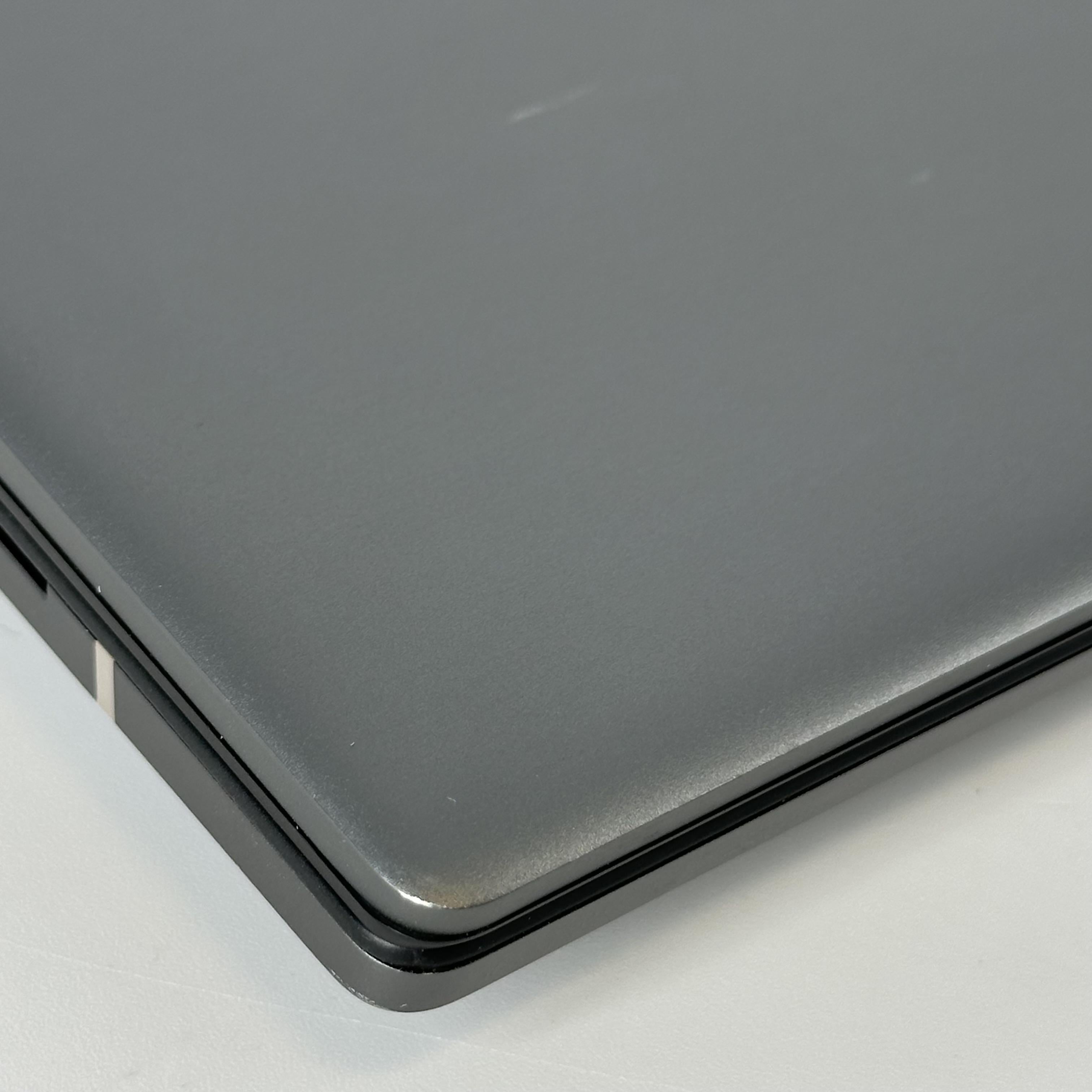 Dell Precision 7770 17.3 Gray 2.3 GHz Intel Core i9 12th Gen. 64GB RAM 512GB Solid State Drive NVIDIA RTX A5500 16 GB