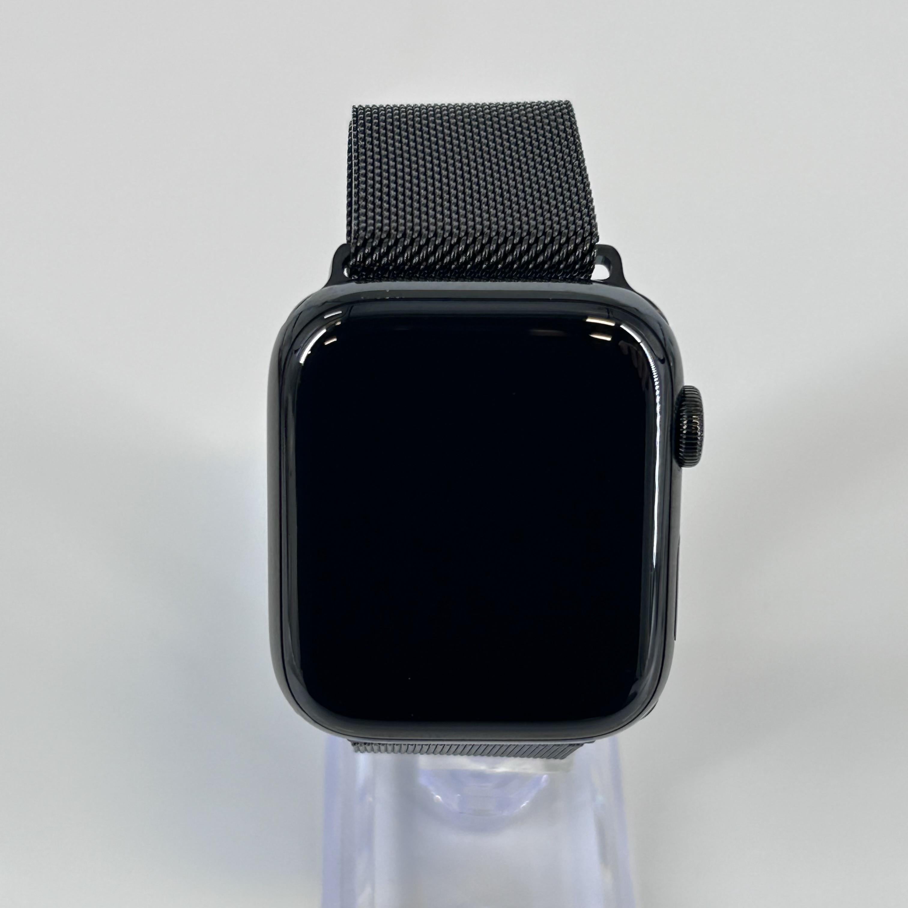 Apple Watch (Series 5) 44mm Black Unlocked 32GB