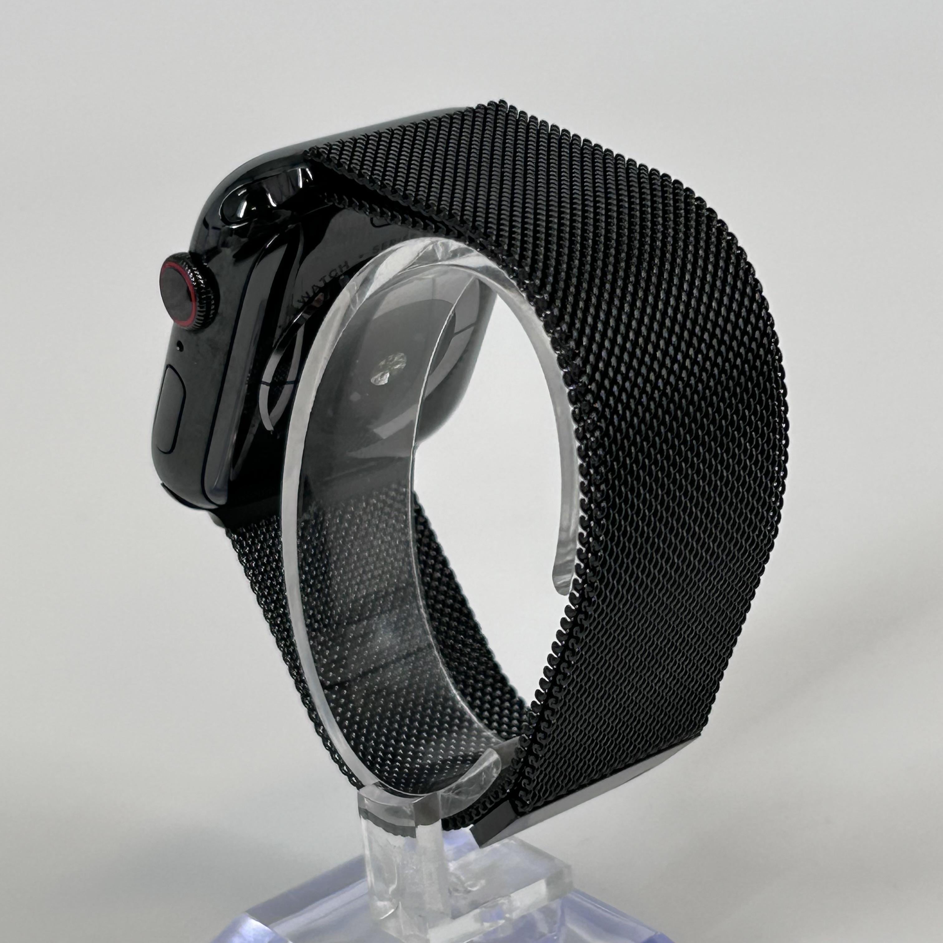 Apple Watch (Series 5) 44mm Black Unlocked 32GB