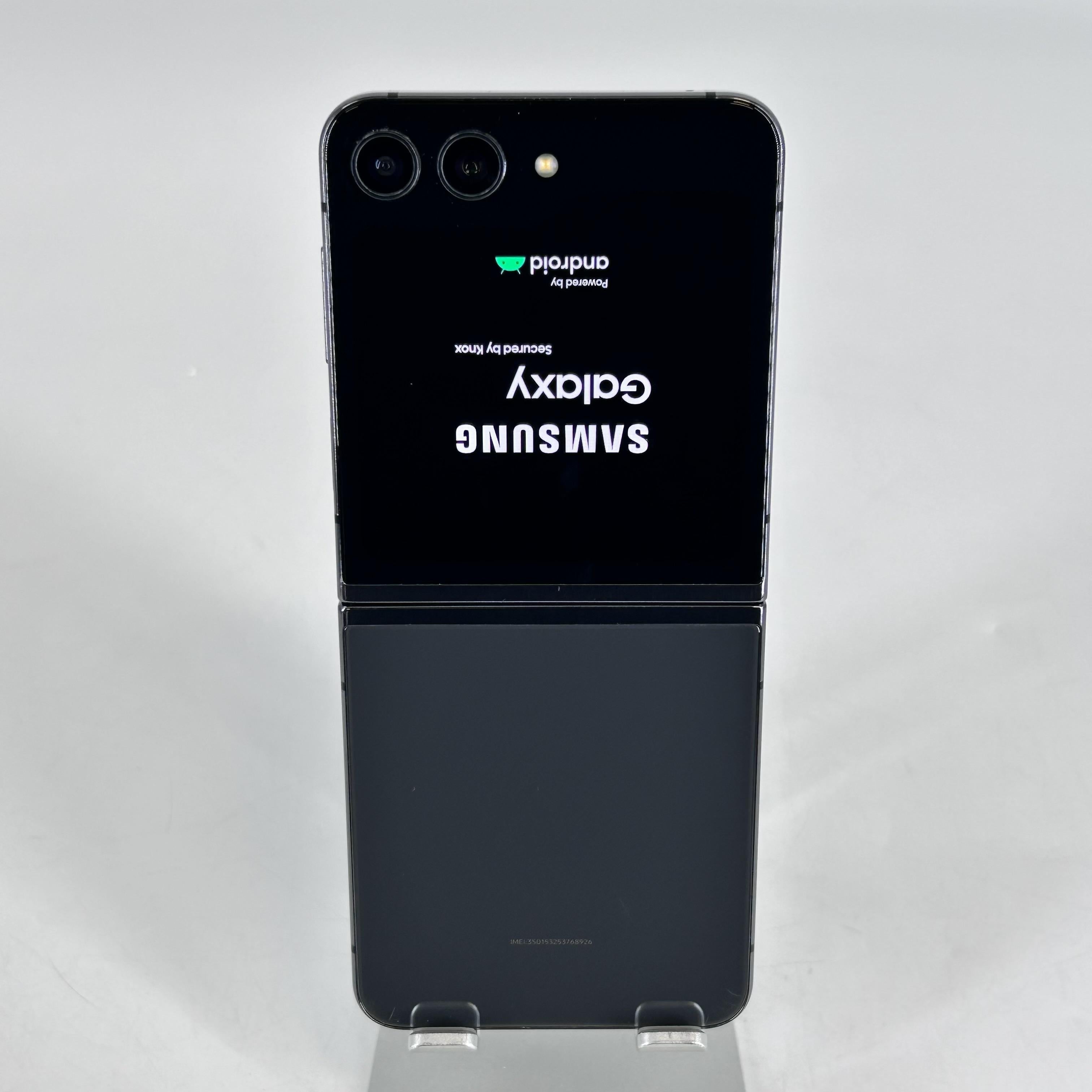 Galaxy Z Flip5 256GB Graphite (GSM Unlocked)