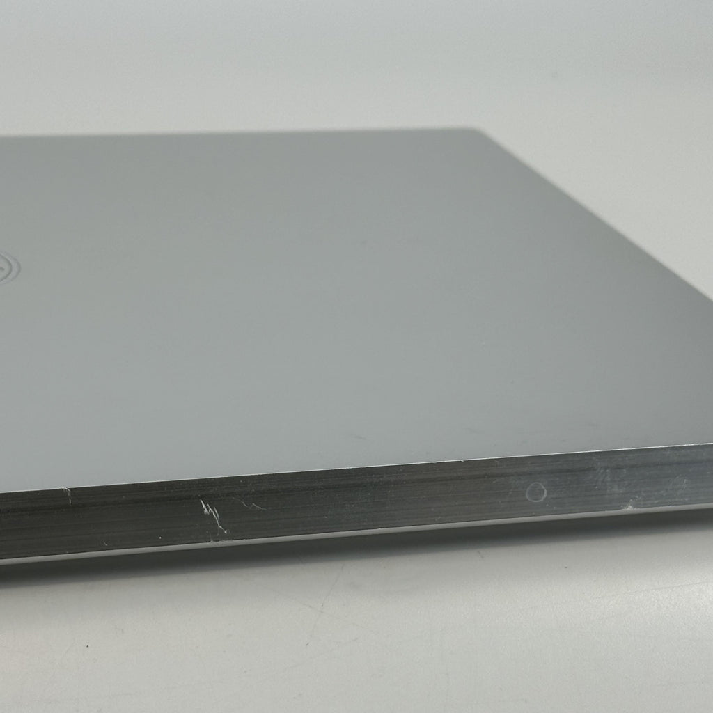 Dell XPS 15 9510 Silver 2.3 GHz Intel Core i7 11th Gen. 32GB RAM 1TB Solid State Drive NVIDIA GeForce RTX 3050 Ti 4 GB