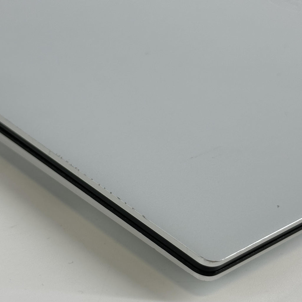 Dell XPS 15 9510 Silver 2.3 GHz Intel Core i7 11th Gen. 32GB RAM 1TB Solid State Drive NVIDIA GeForce RTX 3050 Ti 4 GB