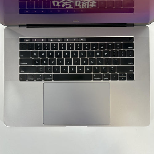Apple MacBook Pro 15 Touch Bar 2018 Space Gray 2.9 GHz Intel Core i9 8th Gen. 32GB RAM 1TB Solid State Drive AMD Radeon Pro 560X 4 GB