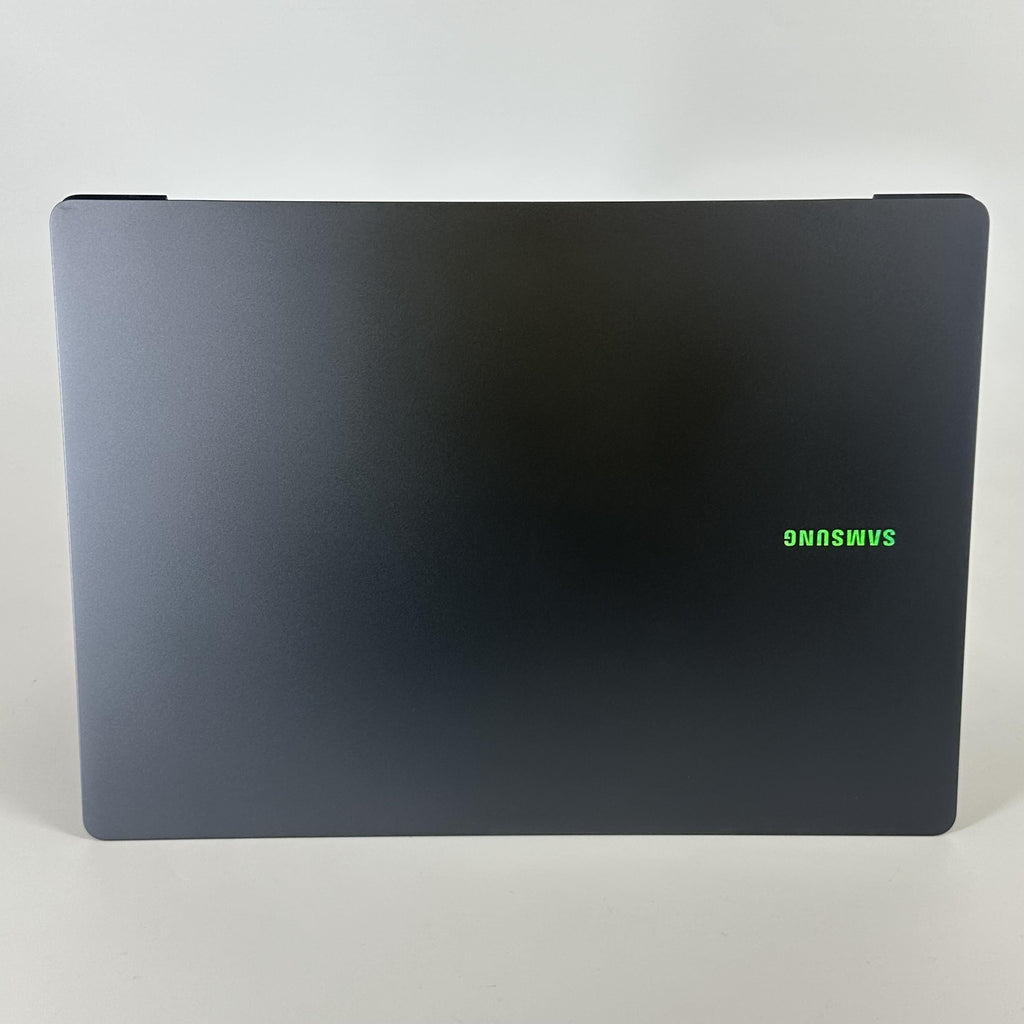 Samsung Galaxy Book4 Pro 14 Gray 3.8 GHz Intel Core Ultra 7 16GB RAM 512GB Solid State Drive