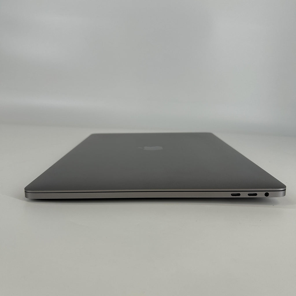 Apple MacBook Pro 15 Touch Bar 2018 Space Gray 2.9 GHz Intel Core i9 8th Gen. 32GB RAM 1TB Solid State Drive AMD Radeon Pro 560X 4 GB