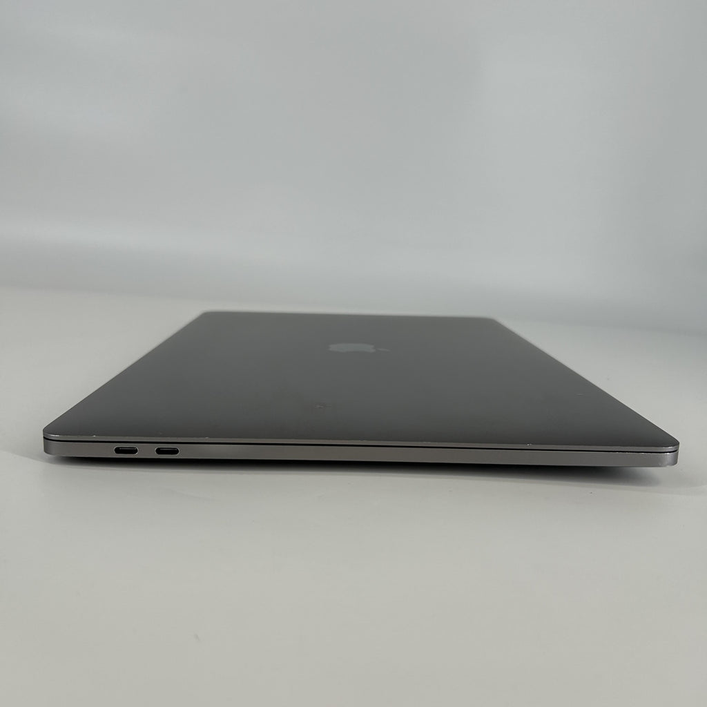 Apple MacBook Pro 15 Touch Bar 2018 Space Gray 2.9 GHz Intel Core i9 8th Gen. 32GB RAM 1TB Solid State Drive AMD Radeon Pro 560X 4 GB