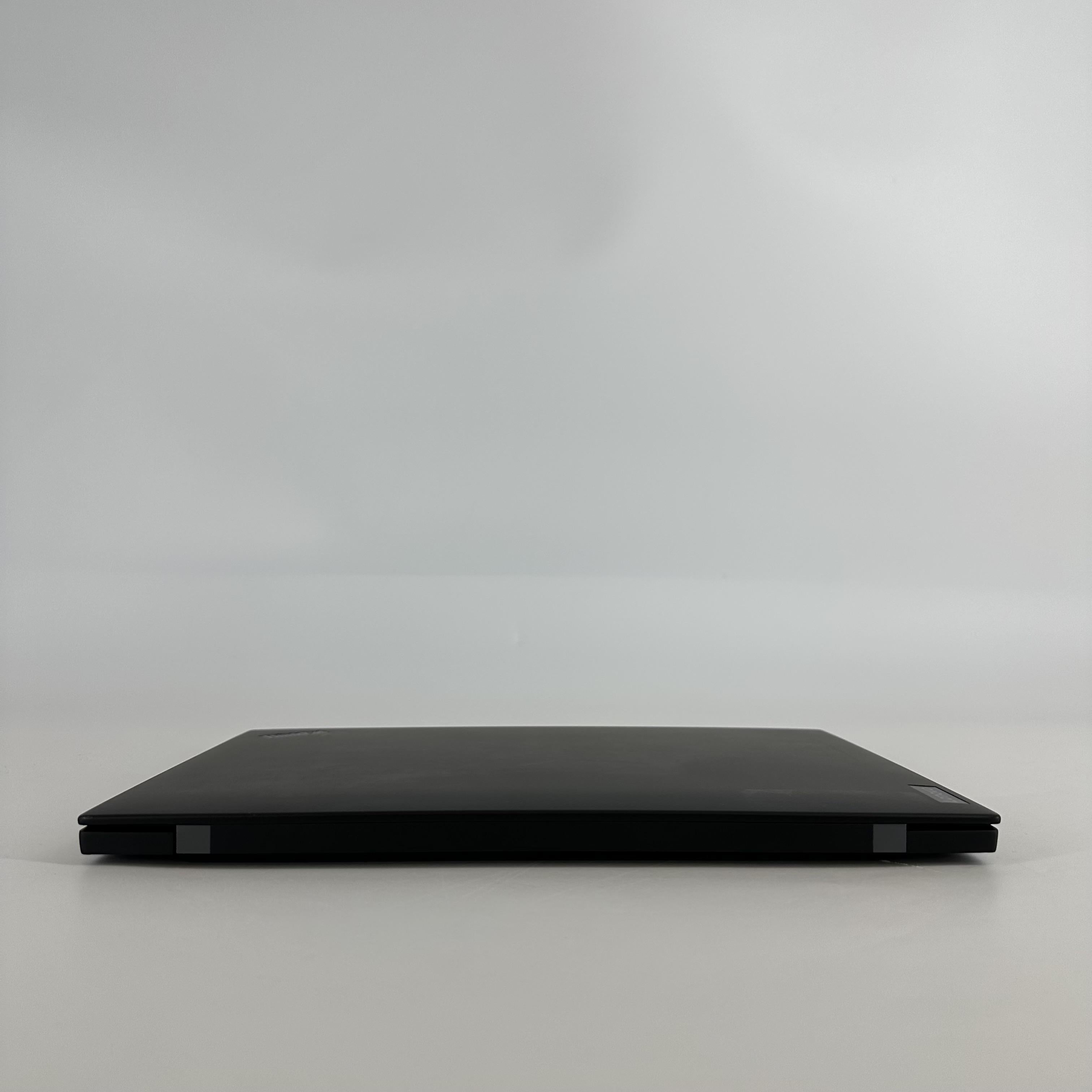 Lenovo ThinkPad X1 Carbon Gen 9 14 Black 3.0 GHz Intel Core i7 11th Gen. 16GB RAM 512GB Solid State Drive