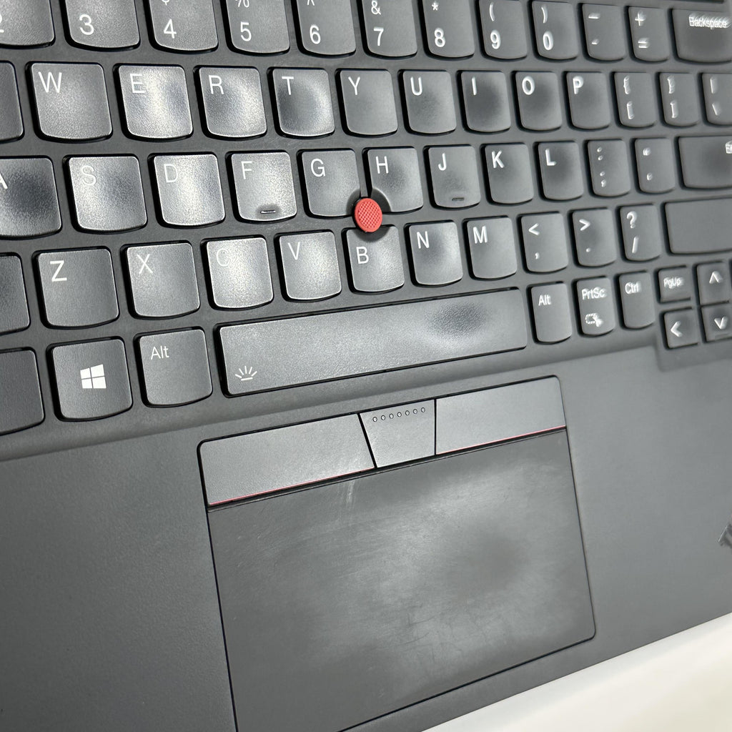 Lenovo ThinkPad X1 Carbon Gen 9 14 Black 3.0 GHz Intel Core i7 11th Gen. 16GB RAM 512GB Solid State Drive