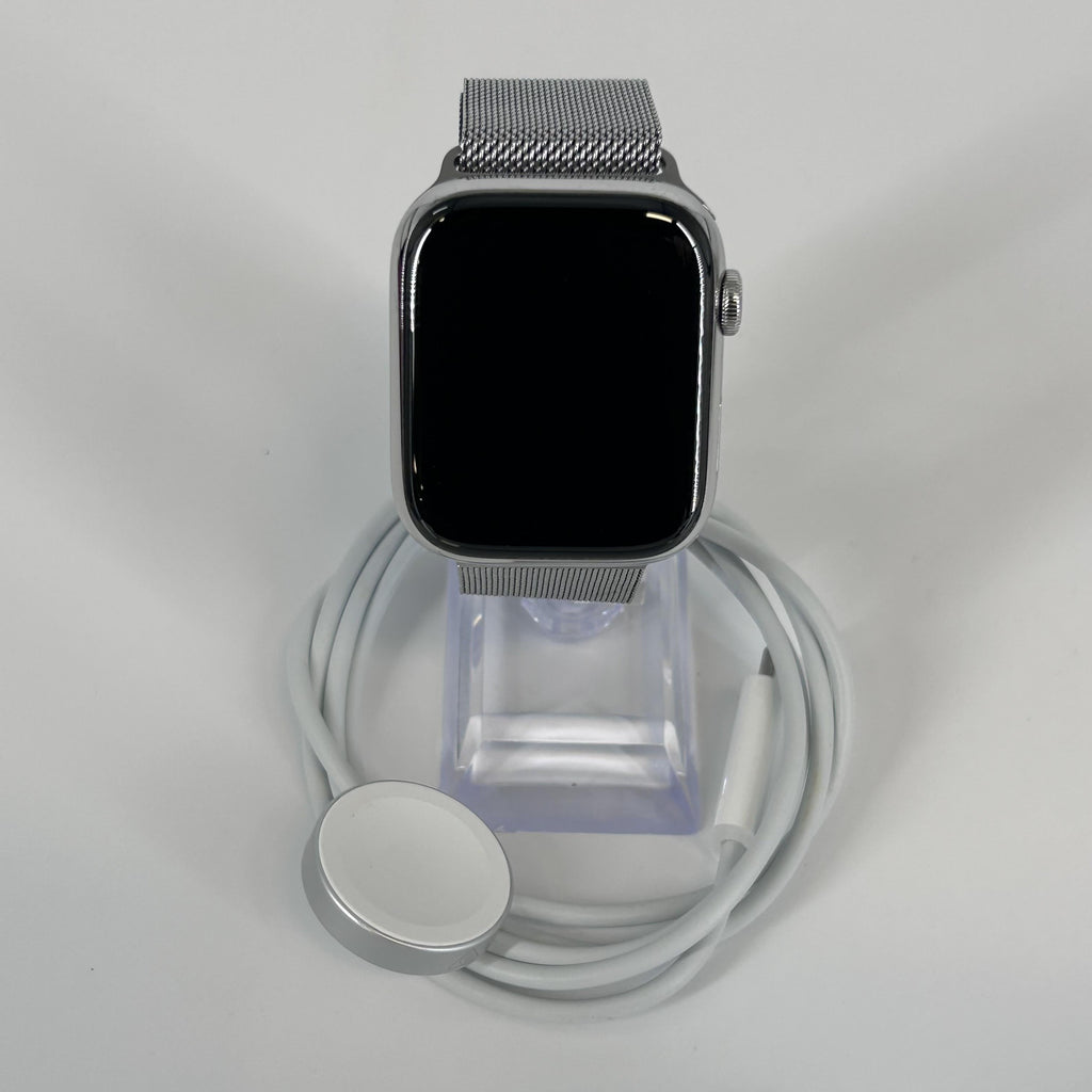 Apple Watch (Series 8) 45mm Silver Unlocked 32GB
