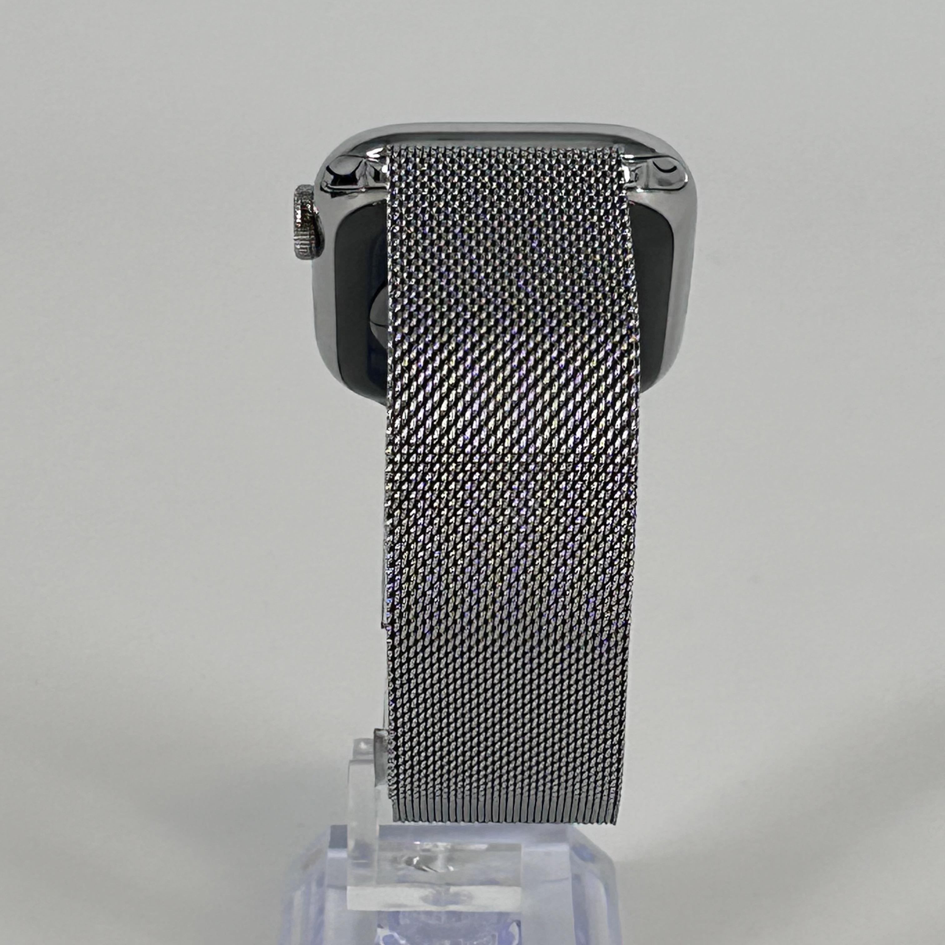 Apple Watch (Series 8) 45mm Silver Unlocked 32GB