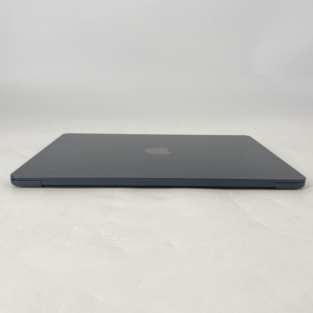MacBook Air 13 2022 Blue 3.49 GHz M2 8-Core CPU 8GB Unified Memory 256GB Solid State Drive 8-Core GPU