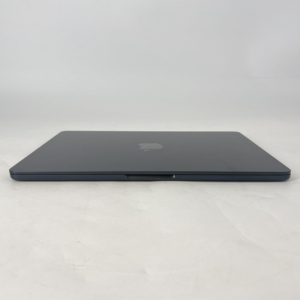 MacBook Air 13 2022 Blue 3.49 GHz M2 8-Core CPU 8GB Unified Memory 256GB Solid State Drive 8-Core GPU