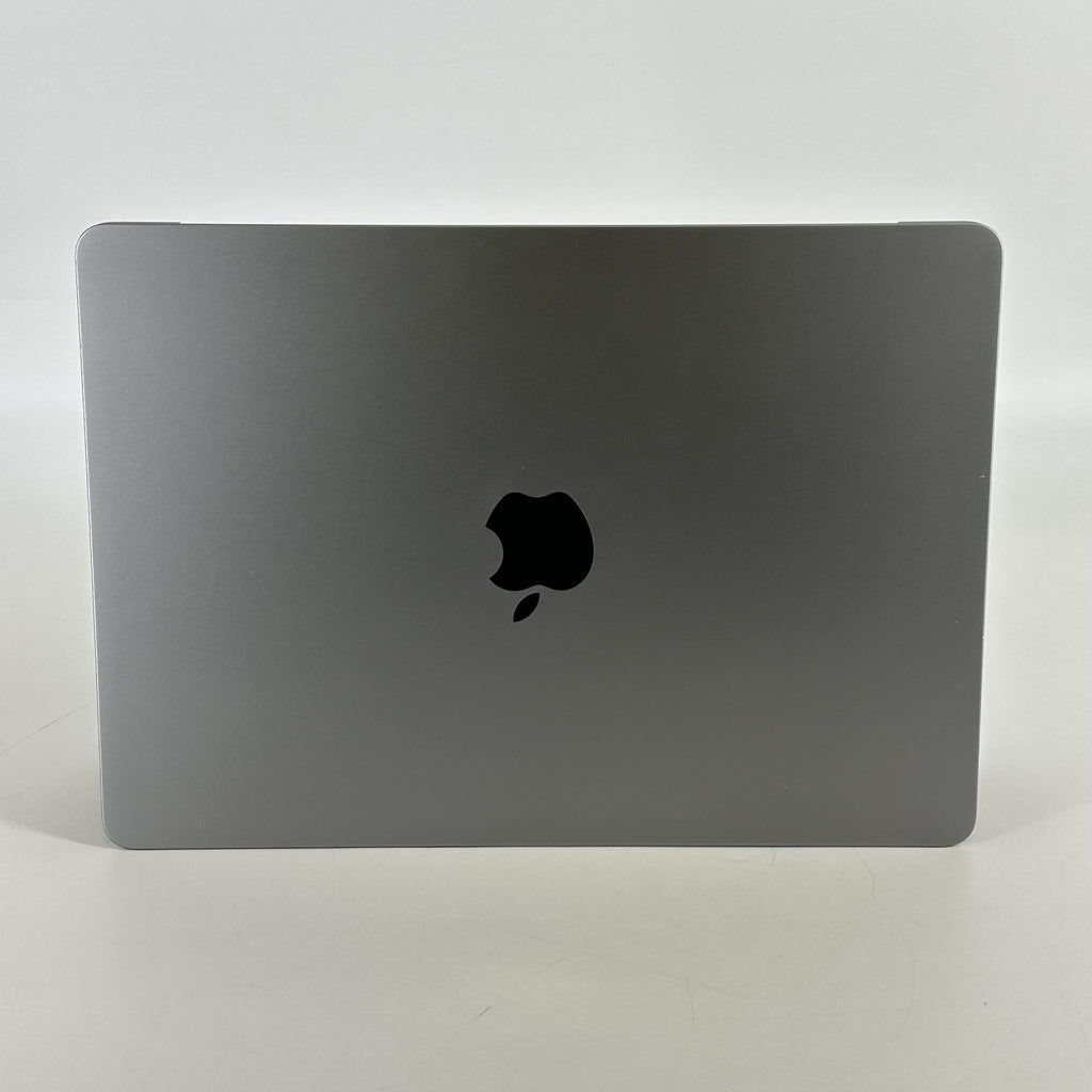 Apple MacBook Air 13 2022 Silver 3.49 GHz M2 8-Core CPU 8GB Unified Memory 256GB Solid State Drive 8-Core GPU