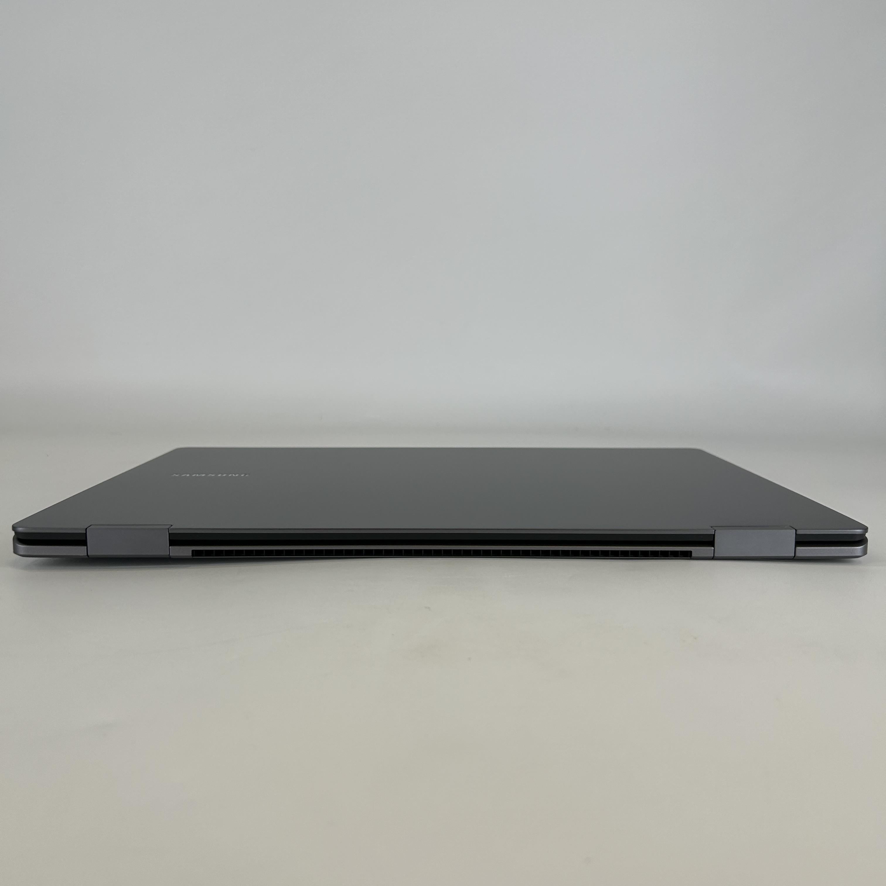 Samsung Galaxy Book5 Pro 360 16 Gray 2.2 GHz Intel Core Ultra 7 Series 2 16GB RAM 1TB Solid State Drive