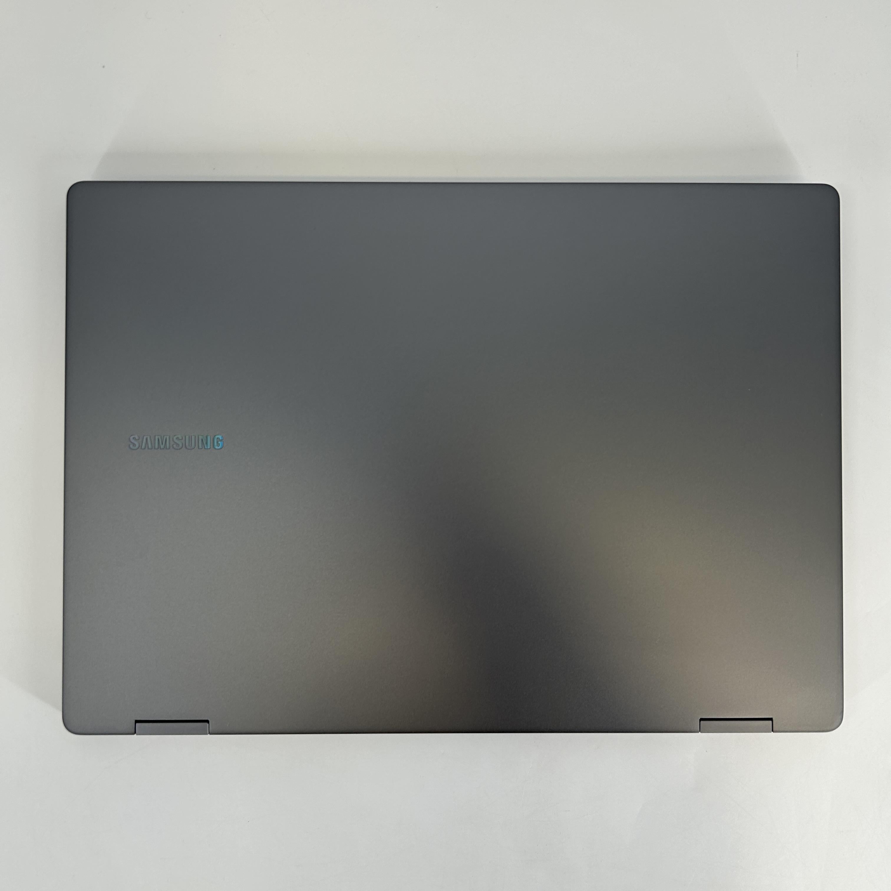 Samsung Galaxy Book5 Pro 360 16 Gray 2.2 GHz Intel Core Ultra 7 Series 2 16GB RAM 1TB Solid State Drive