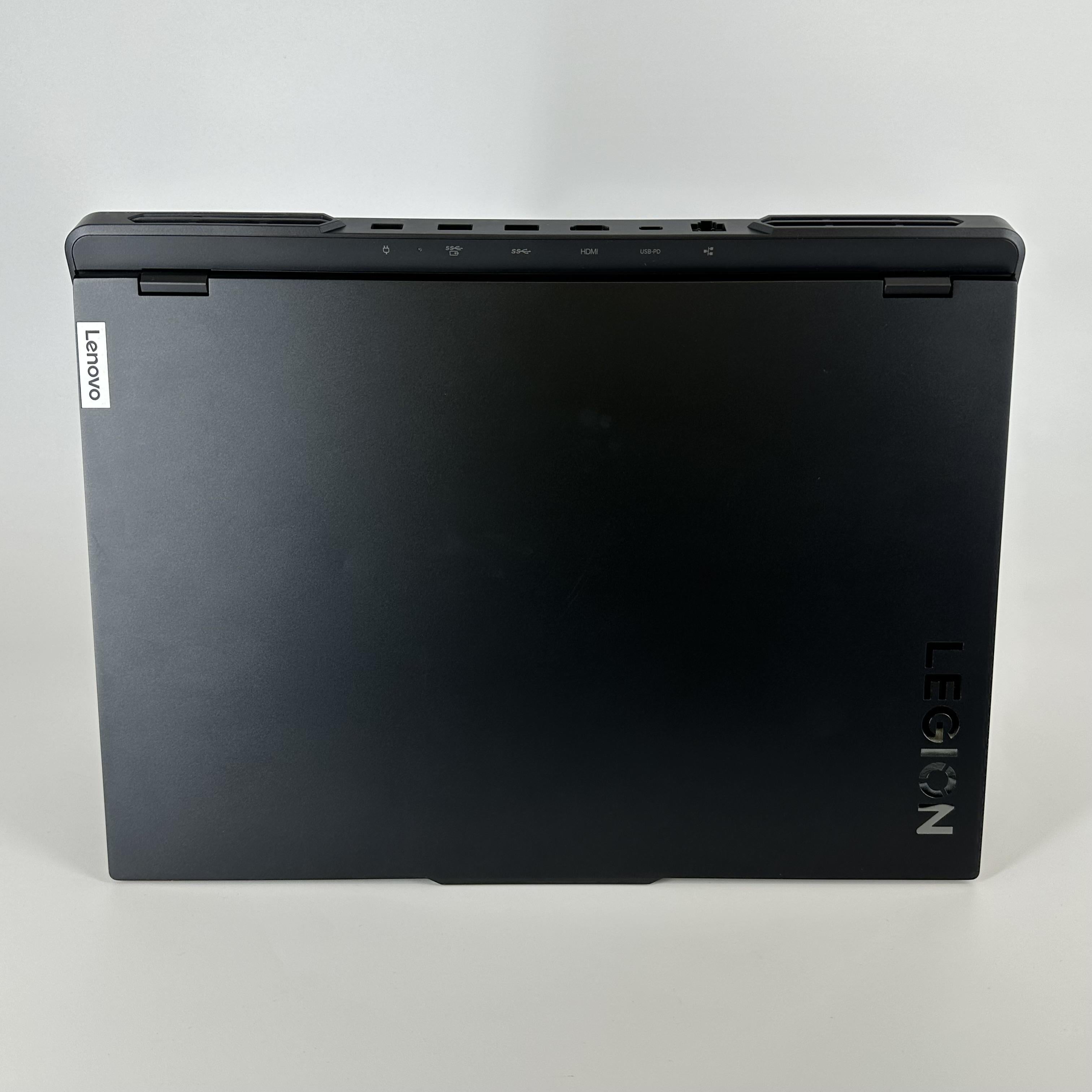 Lenovo Legion Pro 5i Gen 9 16 Gray 2.2 GHz Intel Core i9 14th Gen. 32GB RAM 1TB Solid State Drive 1TB Solid State Drive NVIDIA GeForce RTX 4070 8 GB
