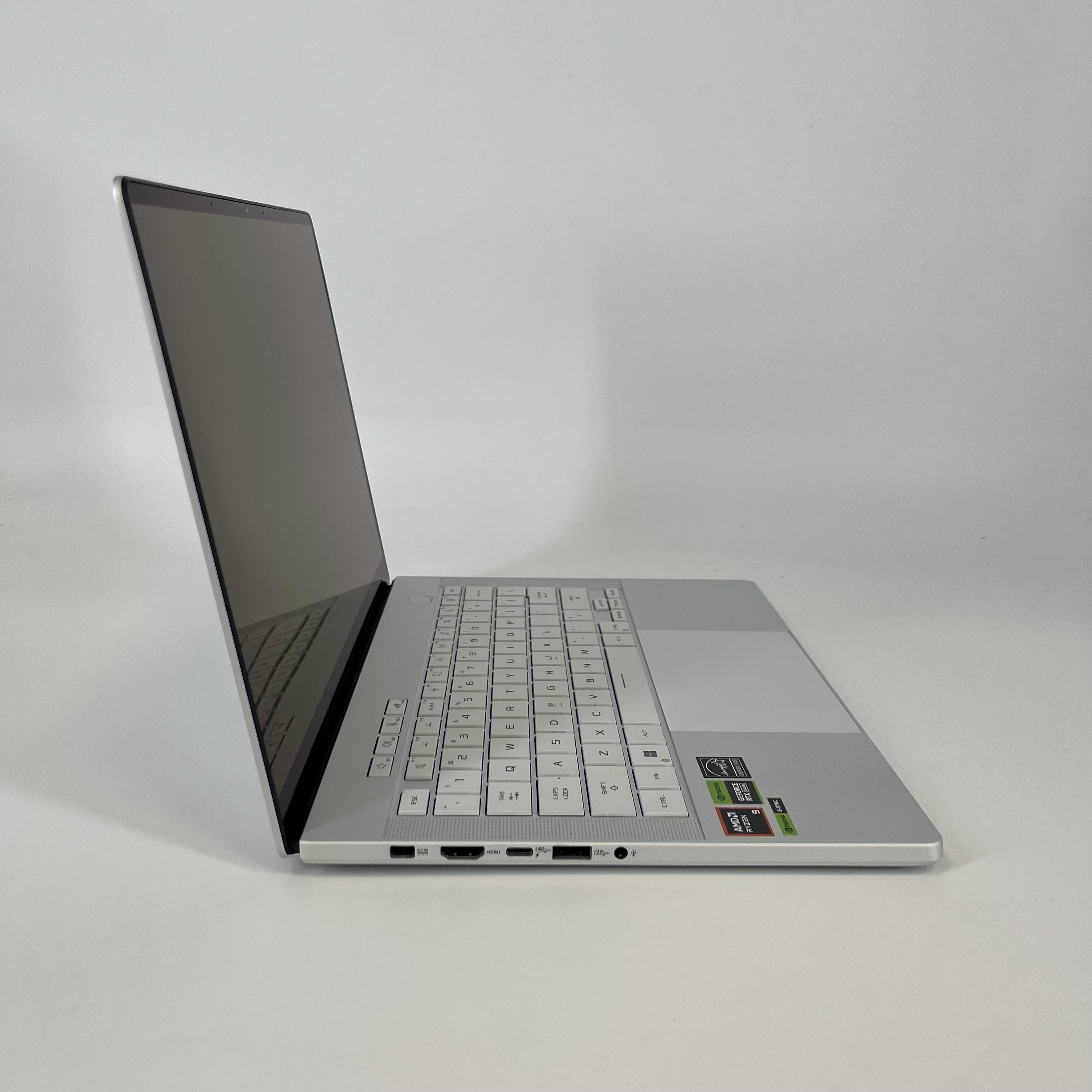 Asus ROG Zephyrus G14 GA403 14 White 4.0 GHz AMD Ryzen 9 8945HS 16GB RAM 1TB Solid State Drive NVIDIA GeForce RTX 4060 8 GB