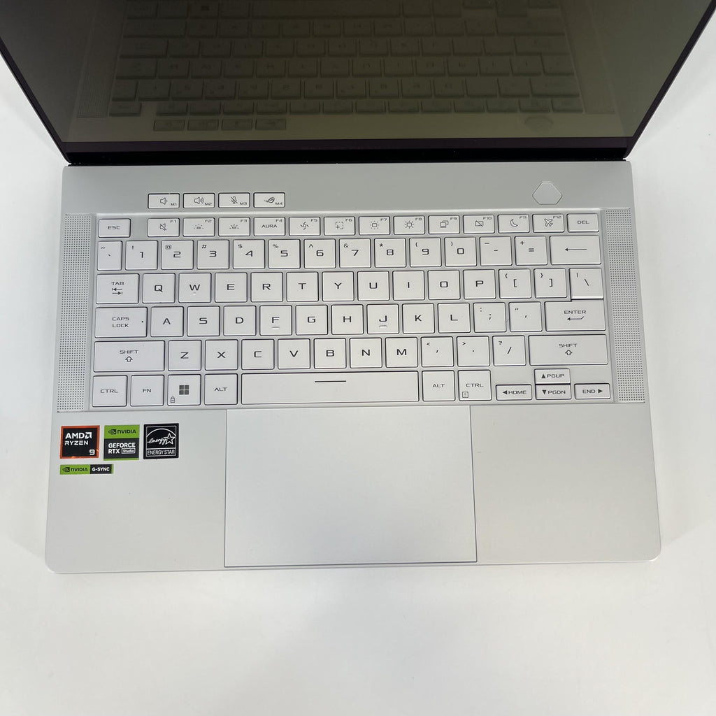 Asus ROG Zephyrus G14 GA403 14 White 4.0 GHz AMD Ryzen 9 8945HS 16GB RAM 1TB Solid State Drive NVIDIA GeForce RTX 4060 8 GB