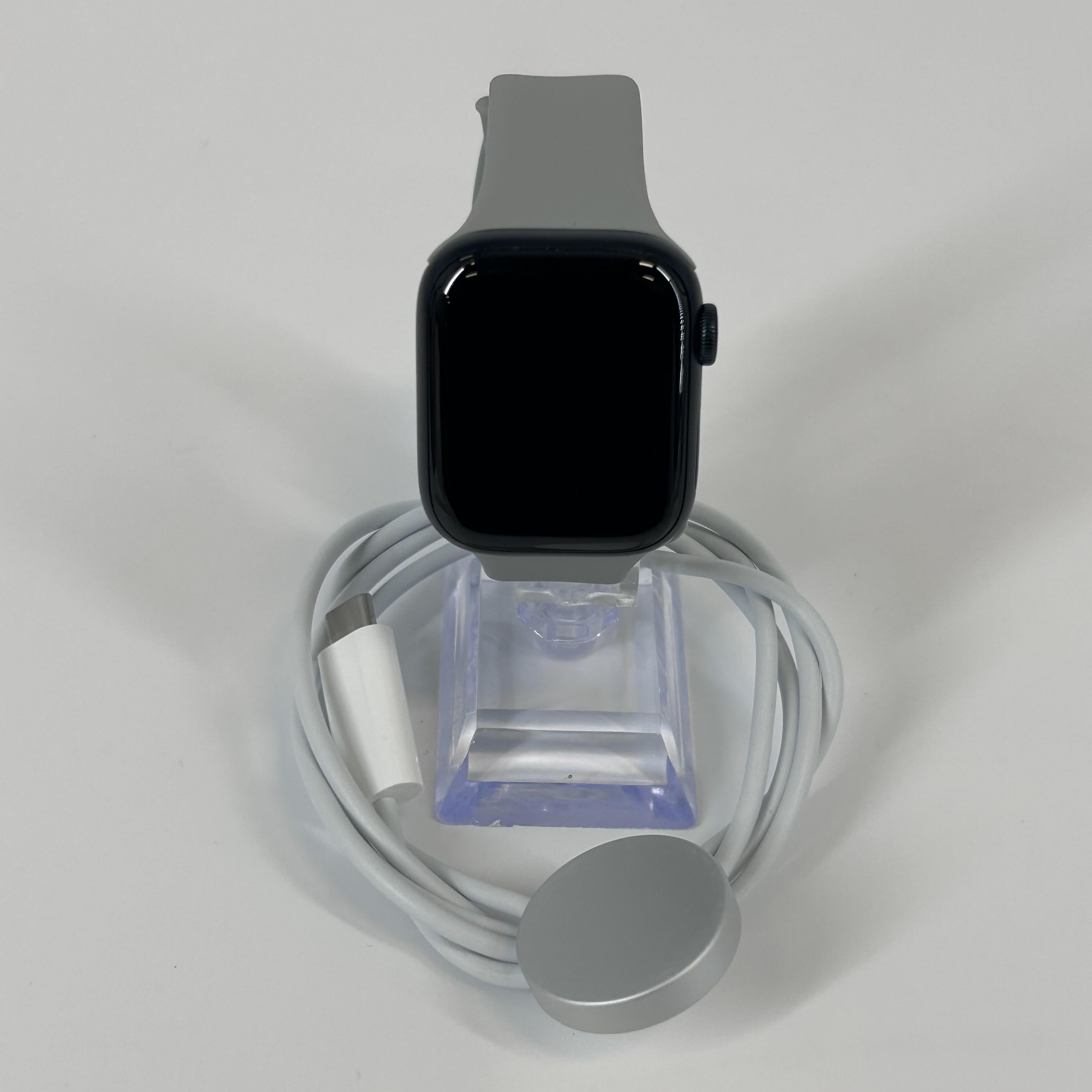 Apple Watch (Series 8) 41mm Space Black Unlocked 32GB
