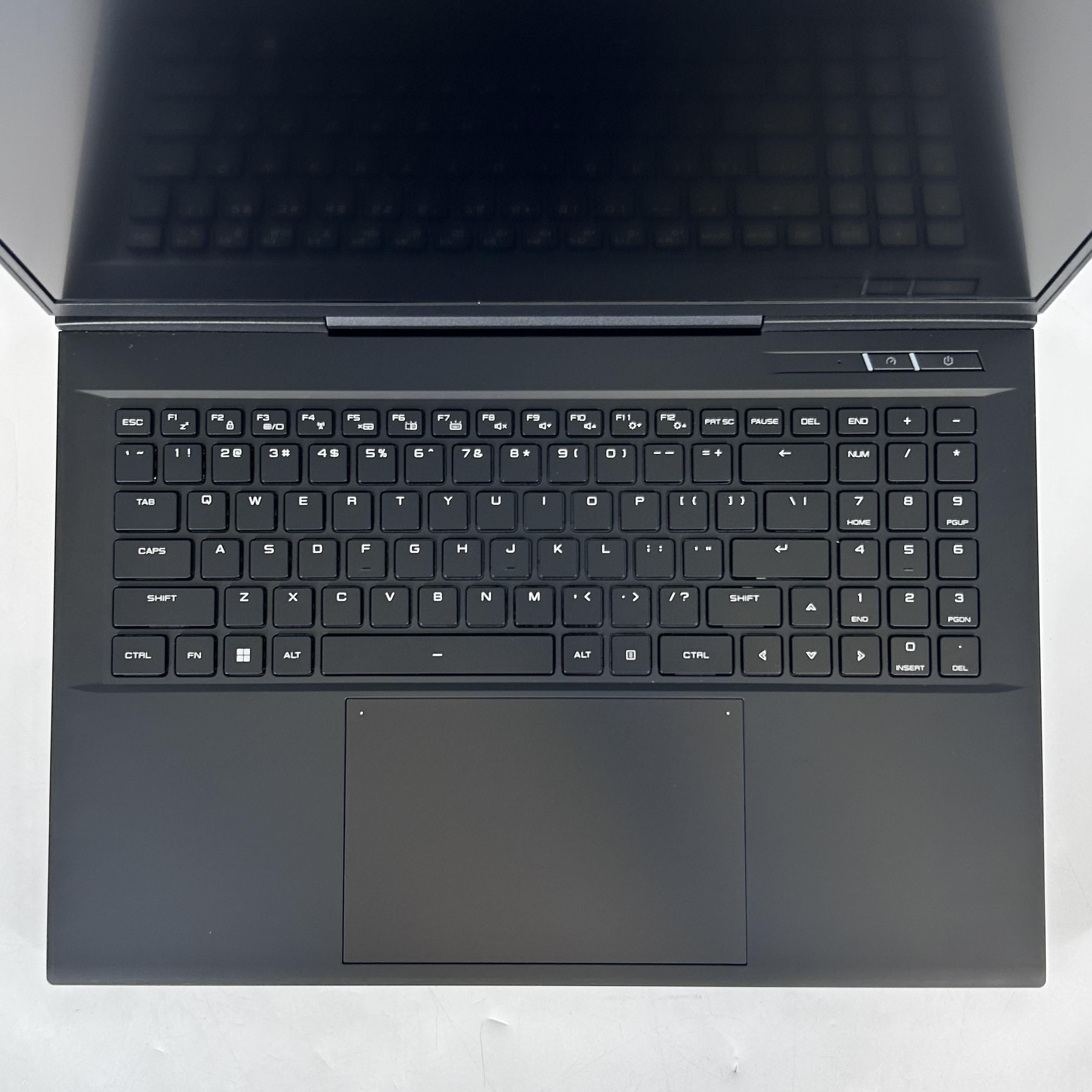 Eluktronics Mech 17 Intel Core i9 13th Gen. 64GB RAM 4TB Solid State Drive NVIDIA GeForce RTX 4090 16 GB