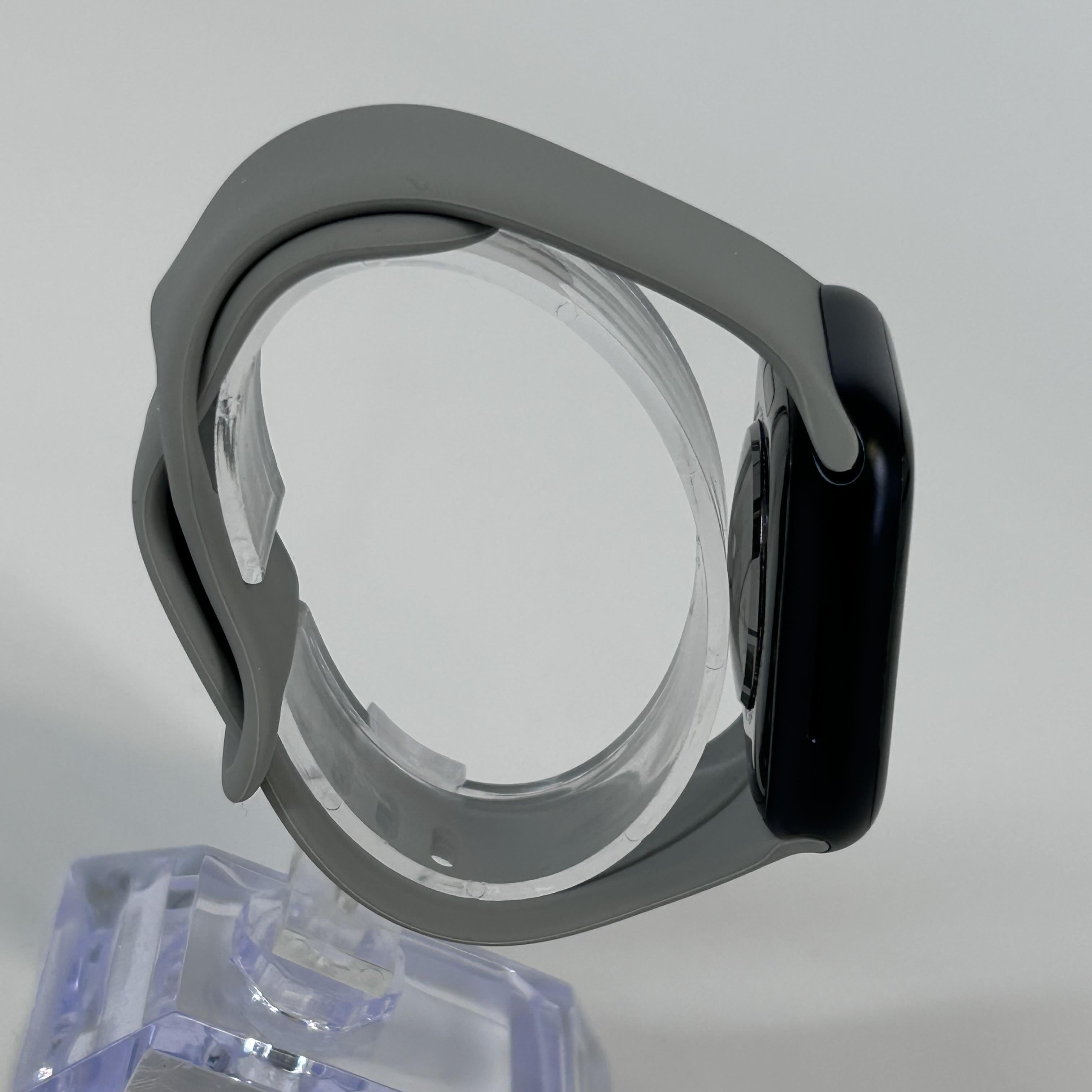 Apple Watch (Series 8) 41mm Space Black Unlocked 32GB