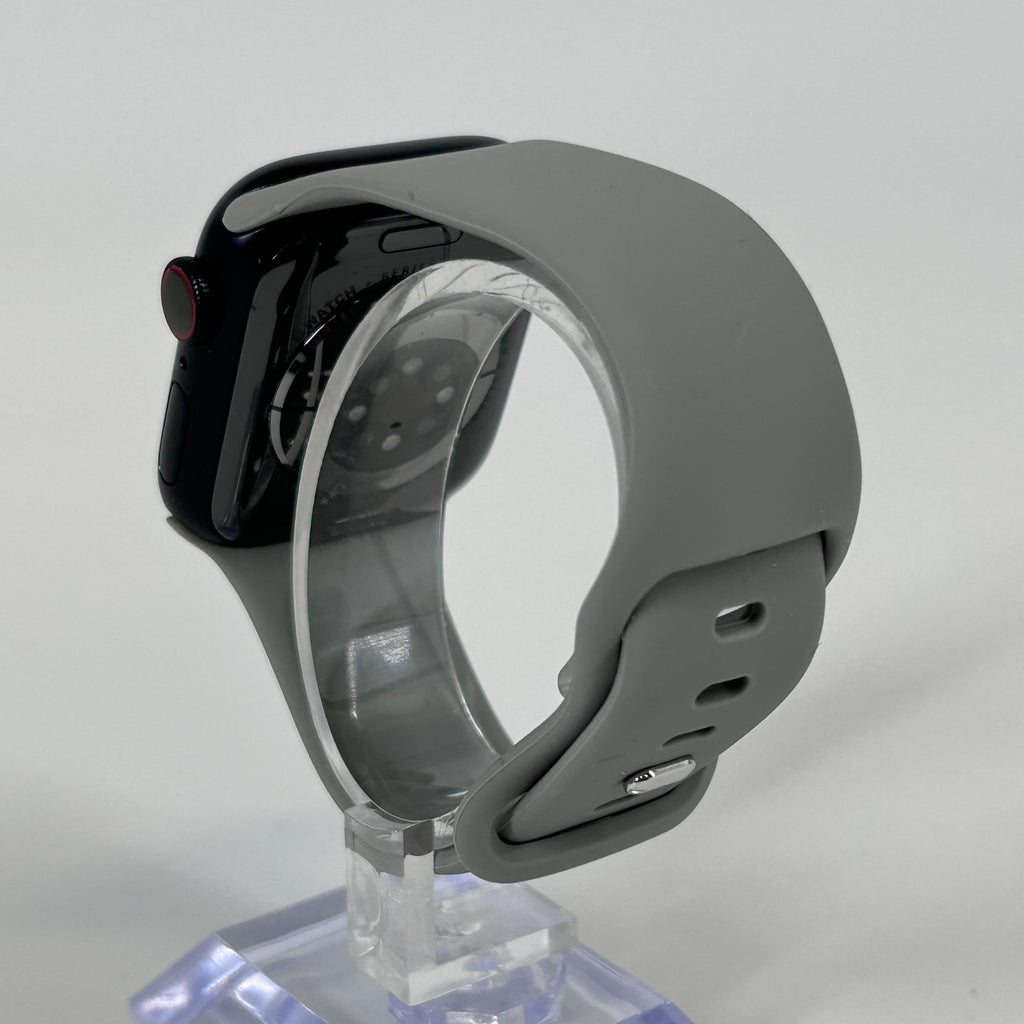 Apple Watch (Series 8) 41mm Space Black Unlocked 32GB