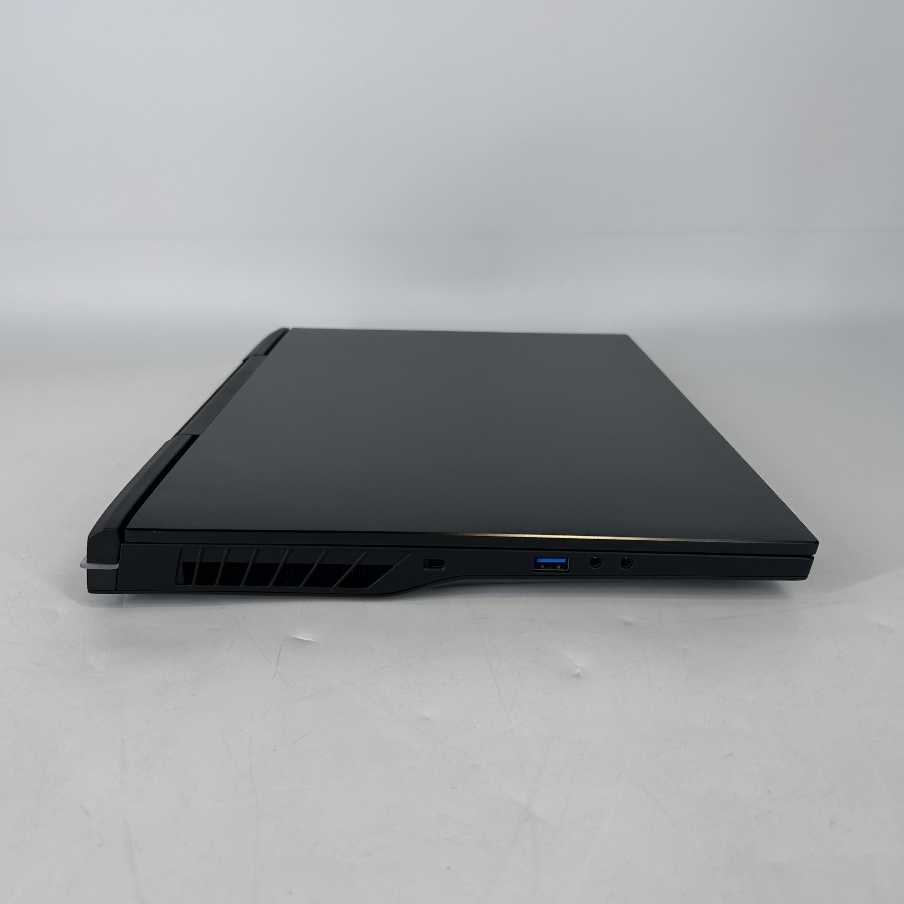 Eluktronics Mech 17 Intel Core i9 13th Gen. 64GB RAM 4TB Solid State Drive NVIDIA GeForce RTX 4090 16 GB