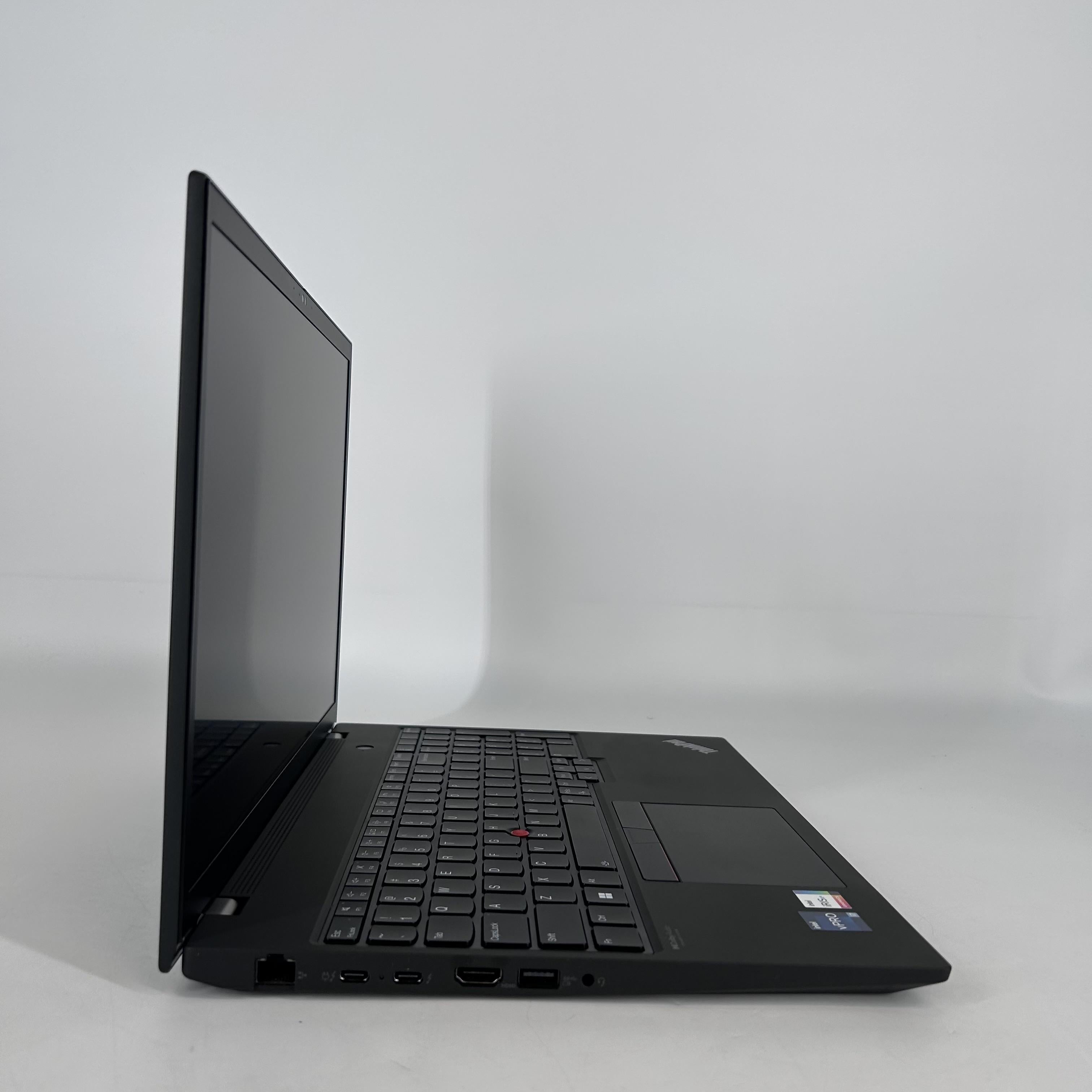 Lenovo ThinkPad T16 Gen 1 Gray 2.2 GHz Intel Core i7 12th Gen. 8GB RAM 512GB Solid State Drive