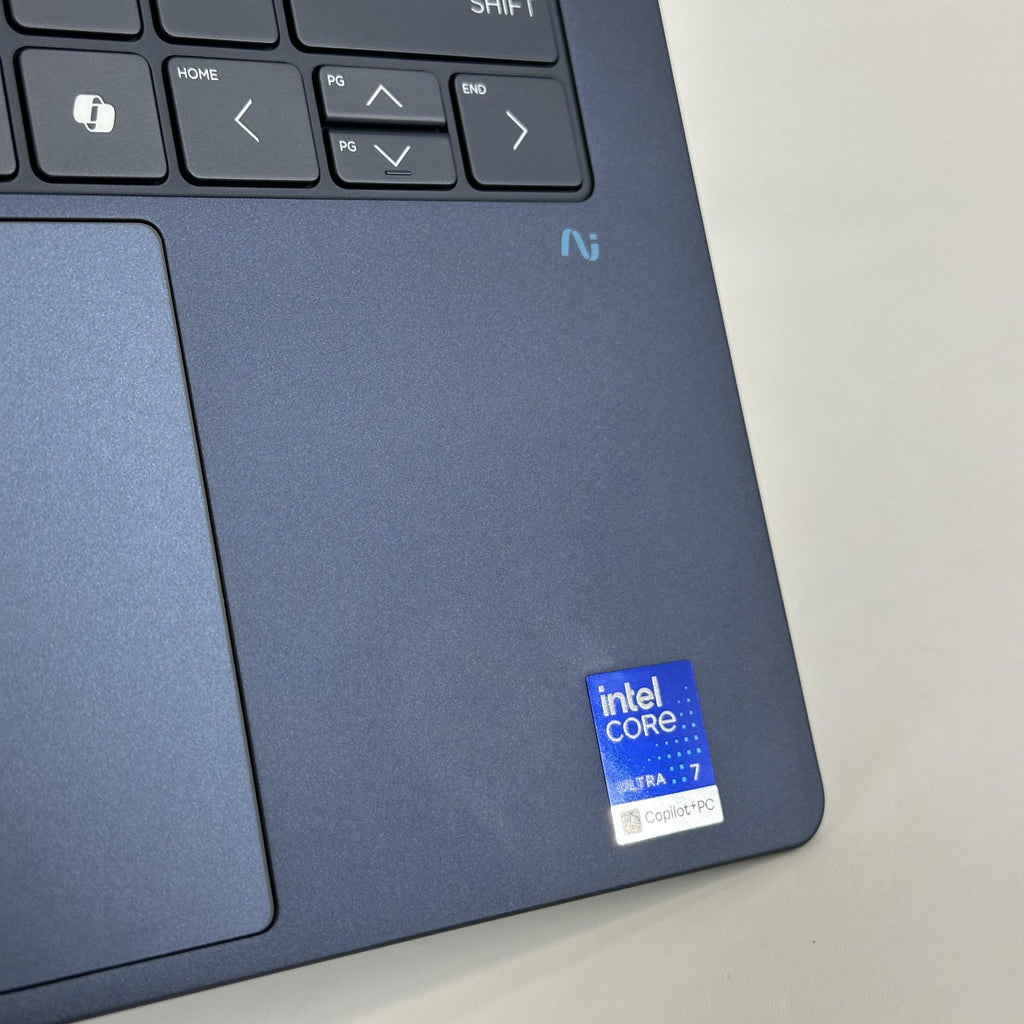 HP Elitebook Ultra G1i 14 Atmospheric Blue 2.2 GHz Intel Core Ultra 7 Series 2 32GB RAM 512GB Solid State Drive