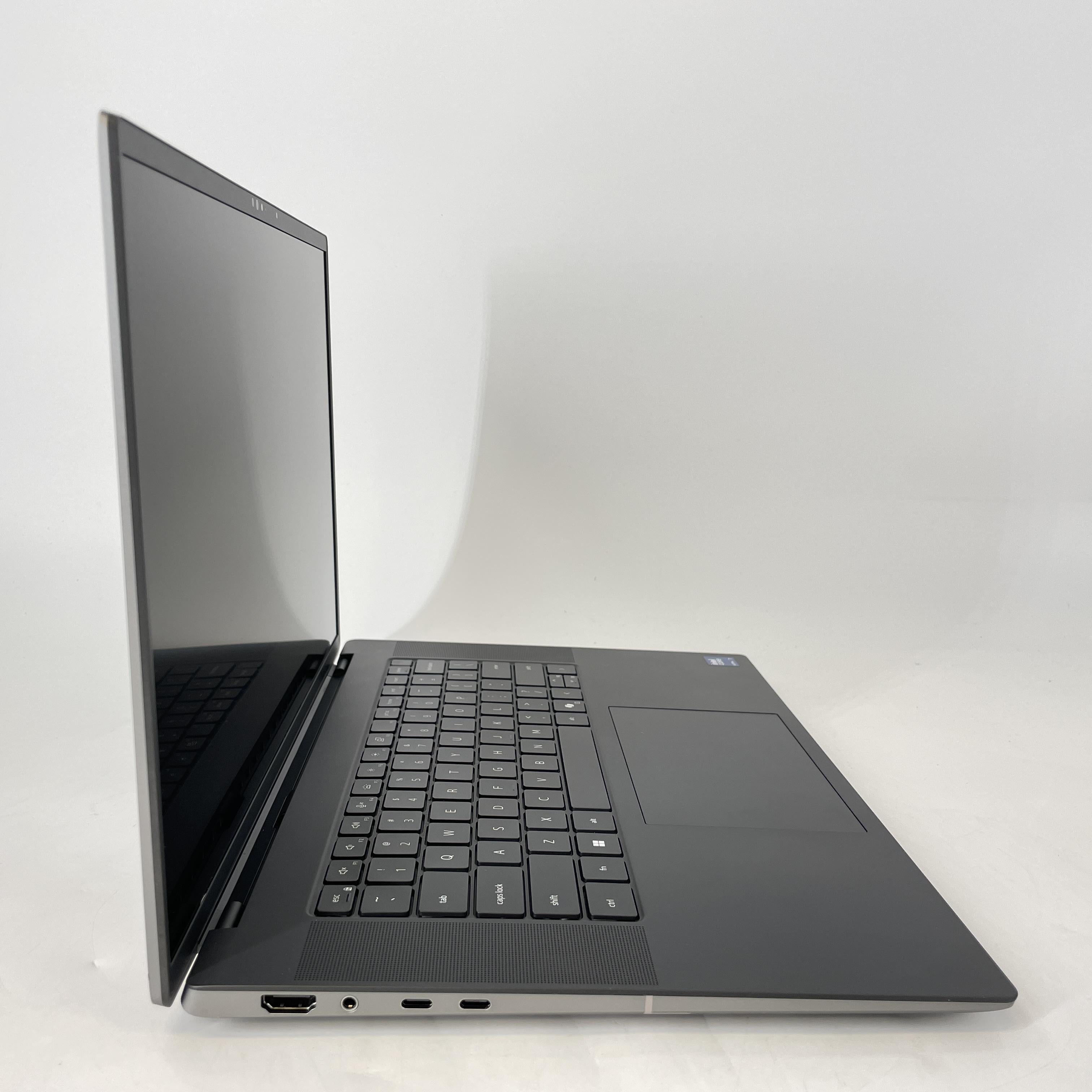 Dell Precision 5690 16 Gray 3.8 GHz Intel Core Ultra 7 64GB RAM 1TB Solid State Drive NVIDIA RTX 2000 Ada 8 GB
