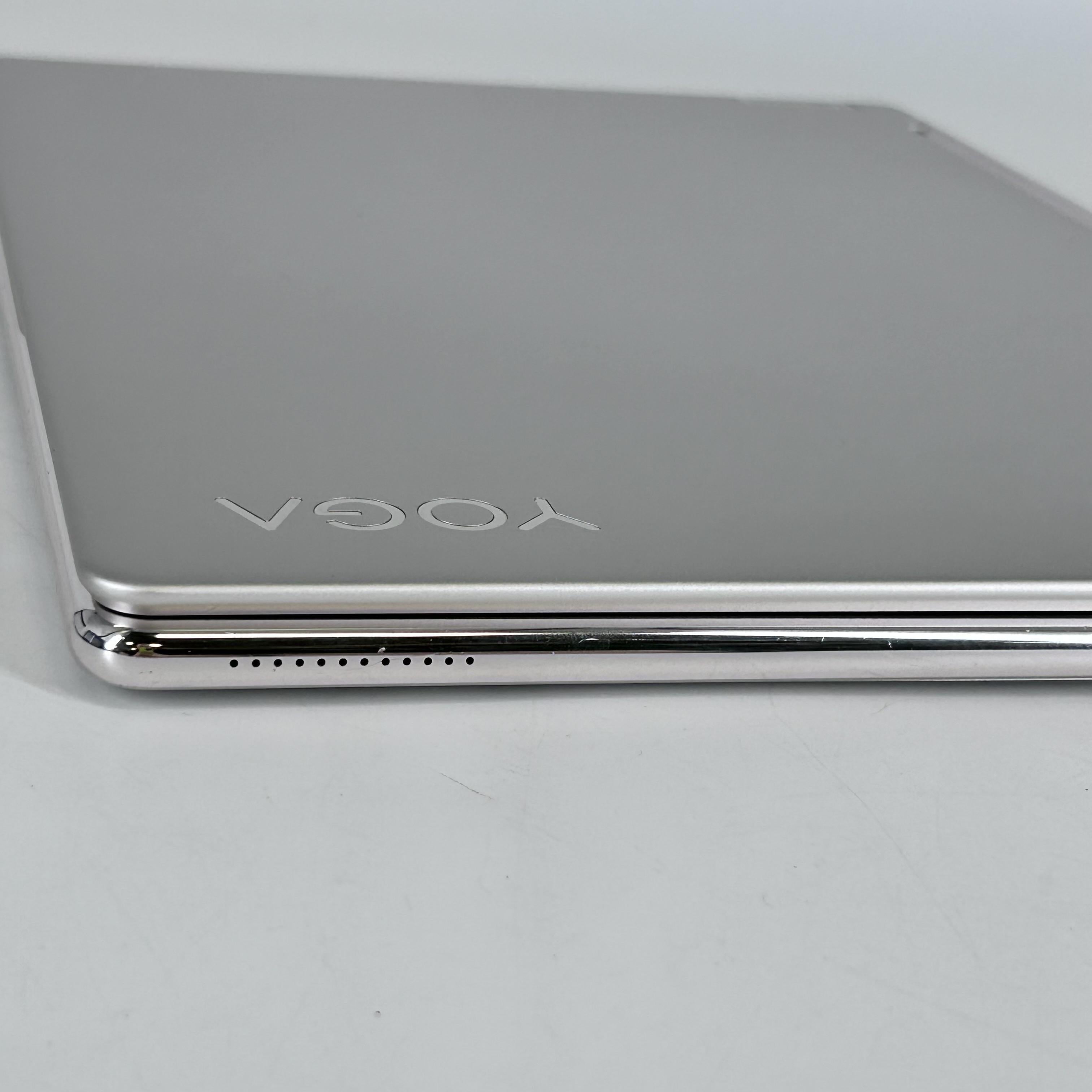 Lenovo Yoga 9i 14 Gold 2.2 GHz Intel Core i7 13th Gen. 16GB RAM 512GB Solid State Drive
