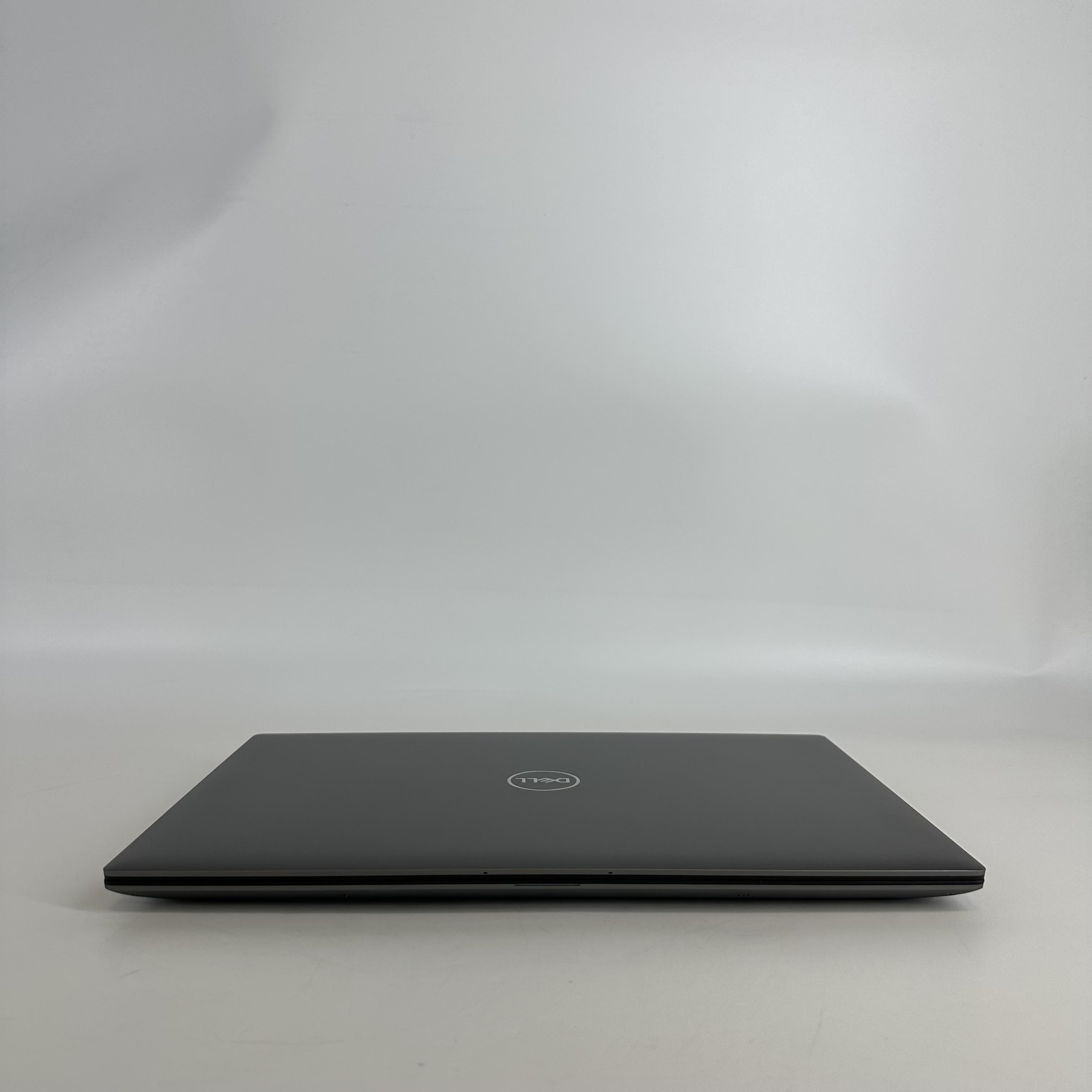 Dell Precision 5690 16 Gray 2.5 GHz Intel Core Ultra 9 64GB RAM 2TB Solid State Drive NVIDIA RTX 5000 Ada 16 GB