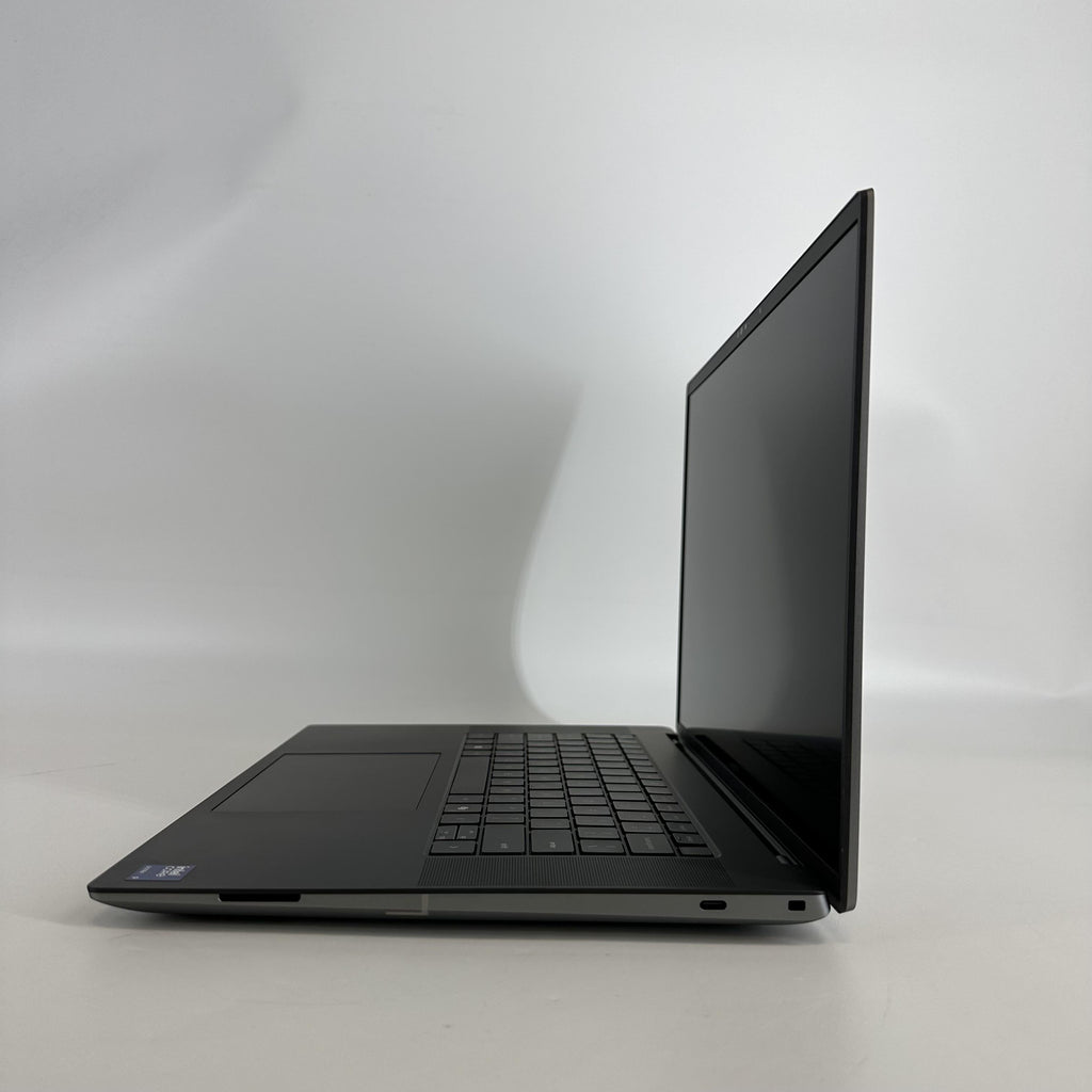 Dell Precision 5690 16 Gray 2.5 GHz Intel Core Ultra 9 64GB RAM 2TB Solid State Drive NVIDIA RTX 5000 Ada 16 GB