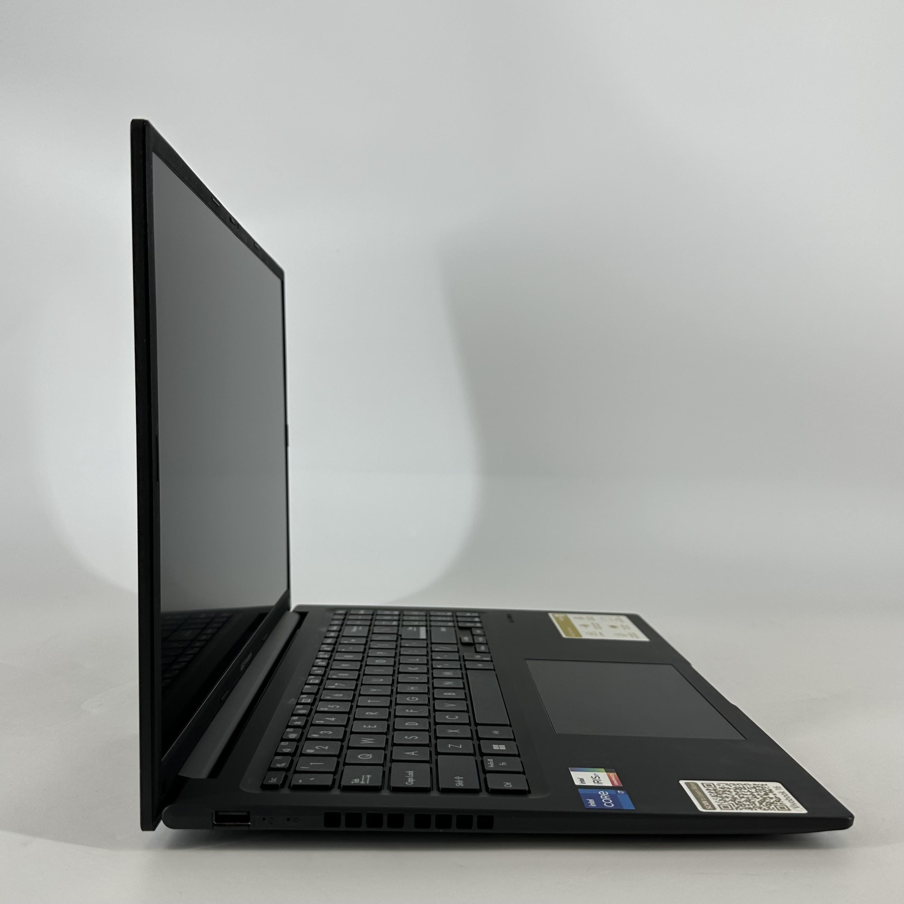 Asus Vivobook 16 Black 1.7 GHz Intel Core i7 12th Gen. 16GB RAM 512GB Solid State Drive
