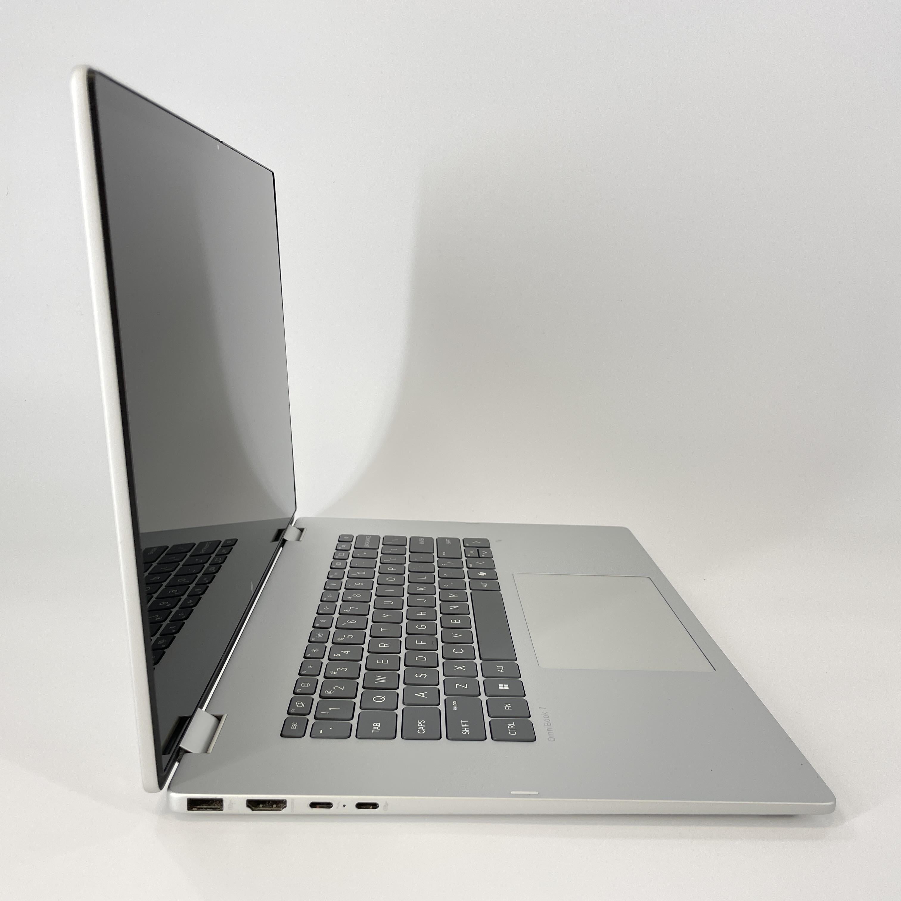 HP OmniBook 7 Flip 17 Silver 2.2 GHz Intel Core Ultra 7 Series 2 16GB RAM 512GB Solid State Drive