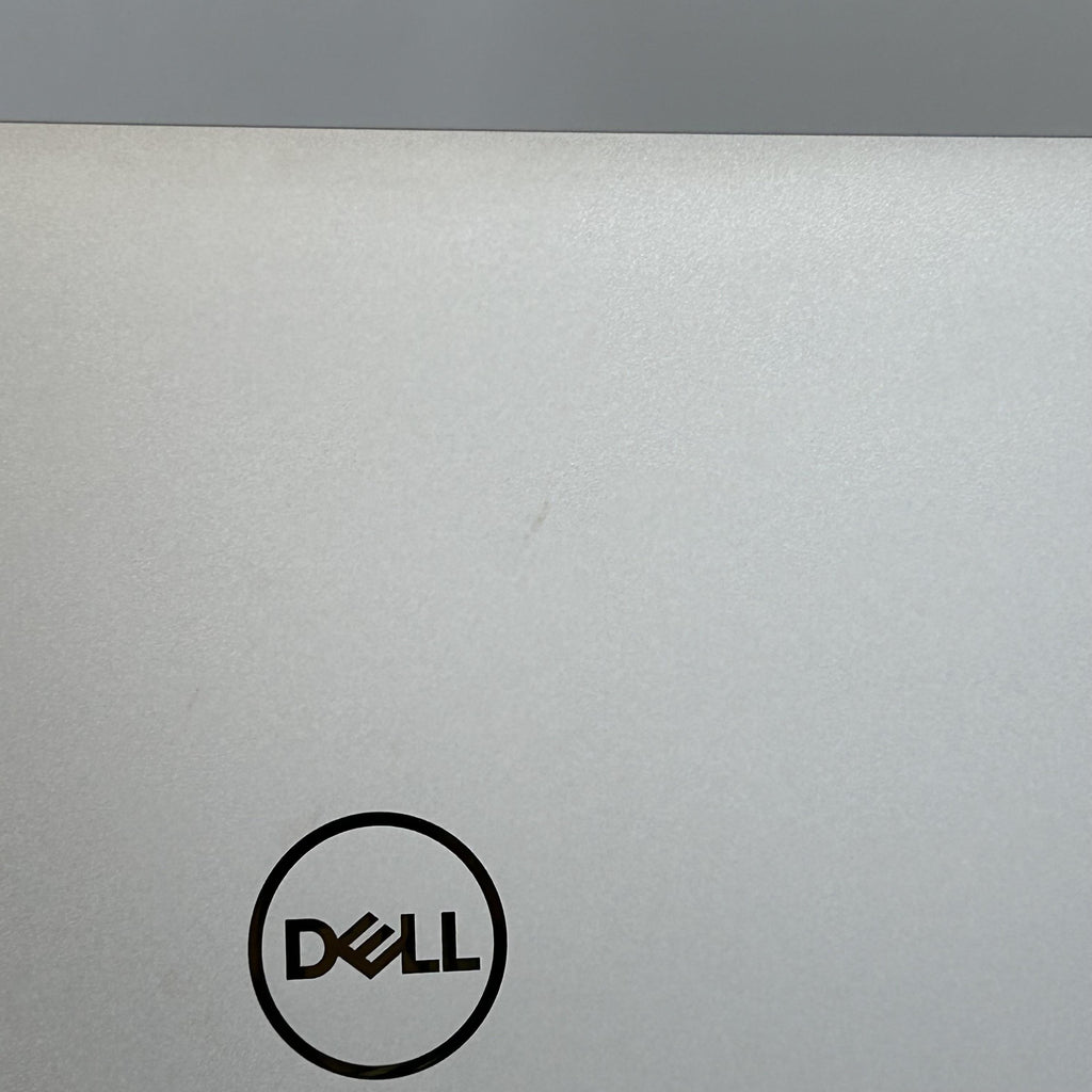 Dell XPS 17 9720 Silver 2.5 GHz Intel Core i9 12th Gen. 32GB RAM 2TB Solid State Drive 512GB Solid State Drive NVIDIA GeForce RTX 3060 6 GB