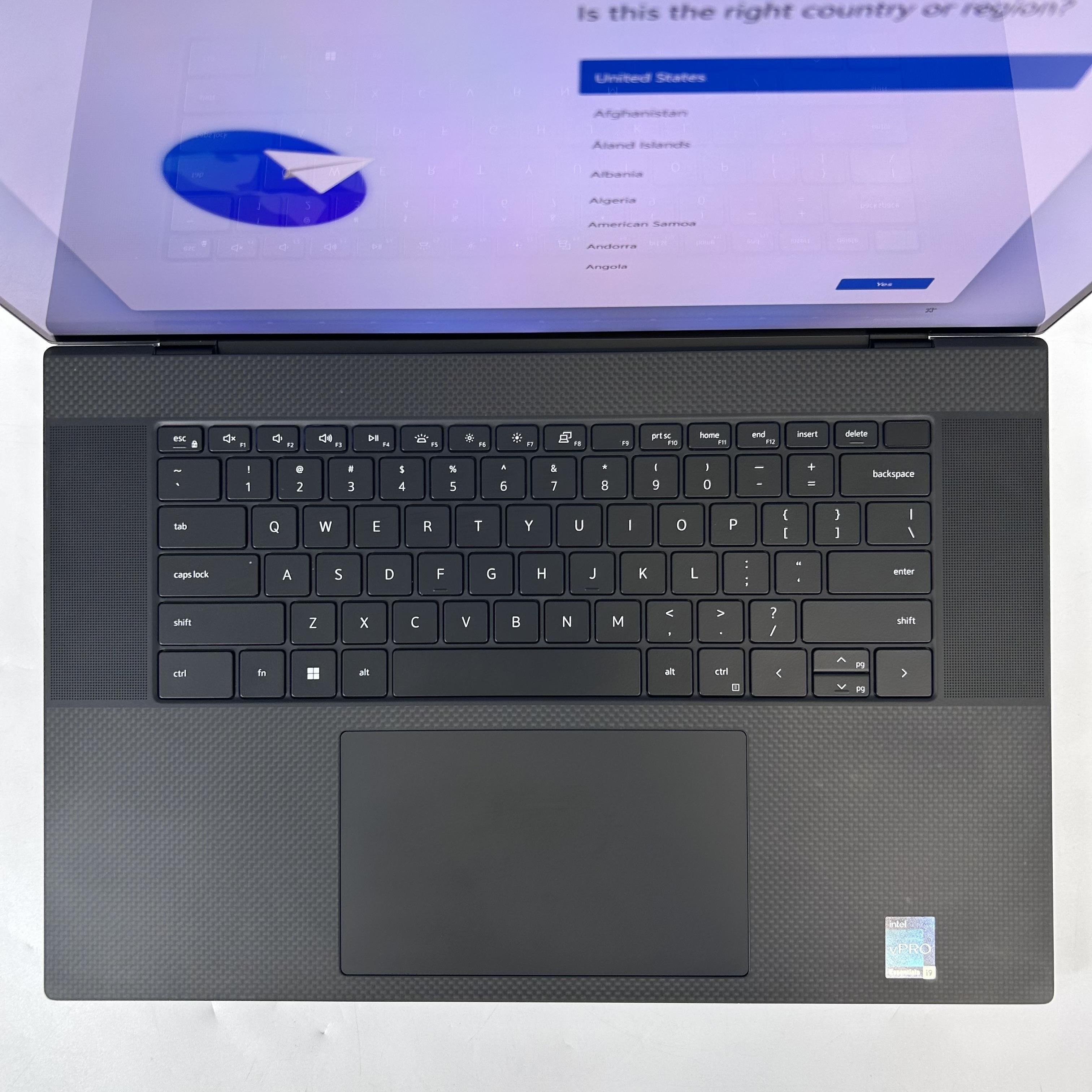 Dell XPS 17 9720 Silver 2.5 GHz Intel Core i9 12th Gen. 32GB RAM 2TB Solid State Drive 512GB Solid State Drive NVIDIA GeForce RTX 3060 6 GB