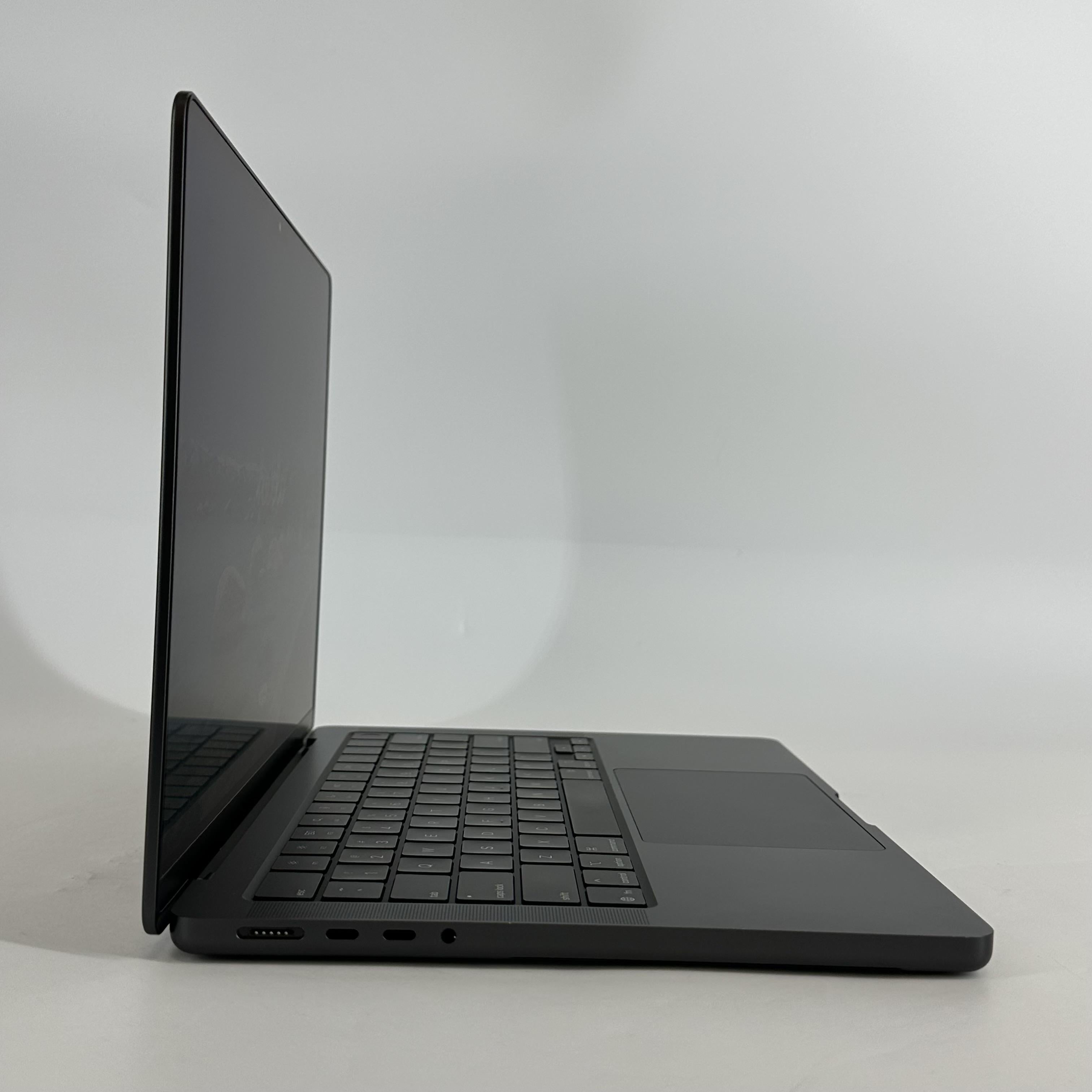 Apple MacBook Pro 14 2025 Space Black M5 10-Core CPU 16GB Unified Memory 1TB Solid State Drive 10-Core GPU