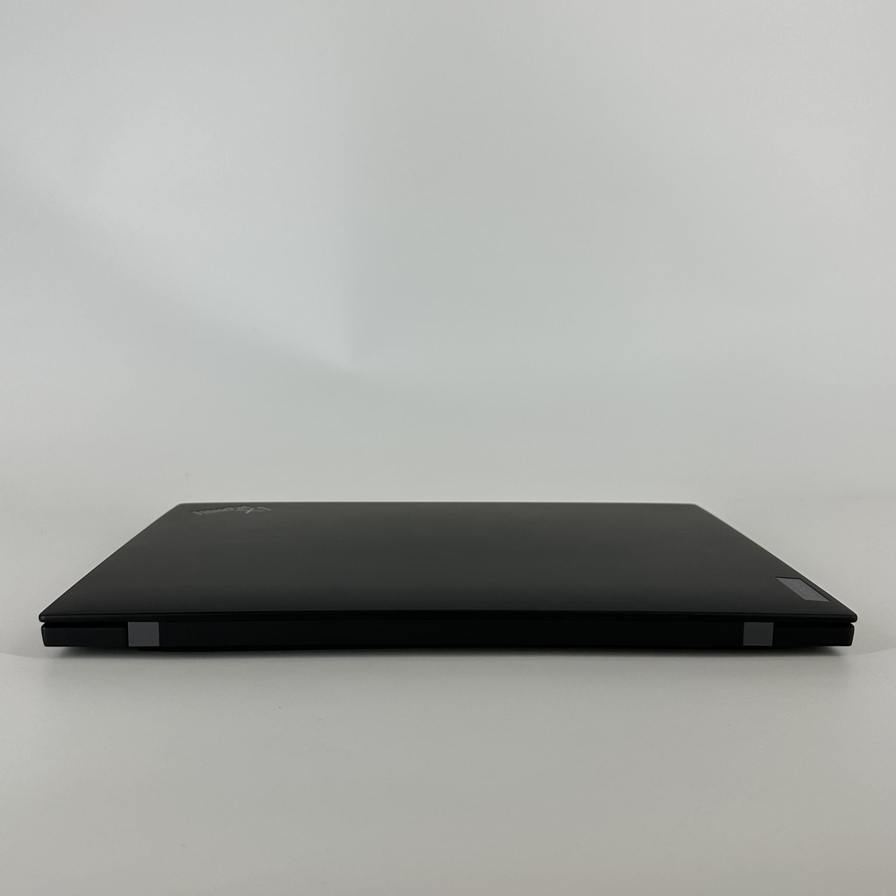 Lenovo ThinkPad X1 Carbon Gen 9 14 Black 2.6 GHz Intel Core i5 11th Gen. 8GB RAM 256GB Solid State Drive