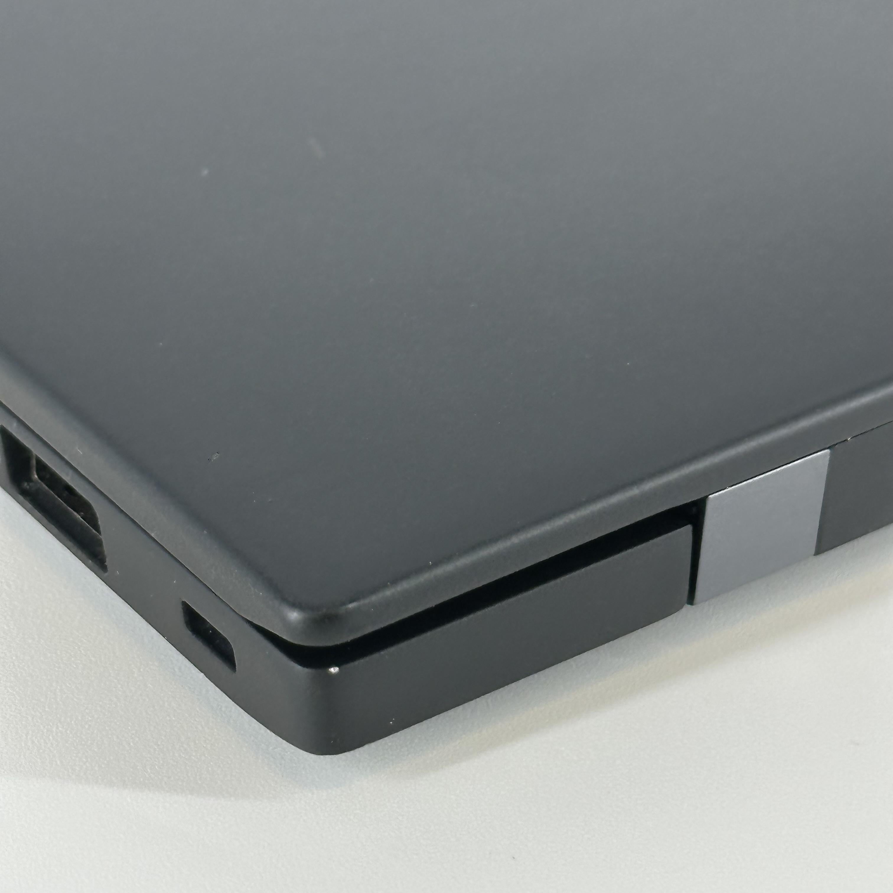 Lenovo ThinkPad X1 Carbon Gen 9 14 Black 2.6 GHz Intel Core i5 11th Gen. 8GB RAM 256GB Solid State Drive