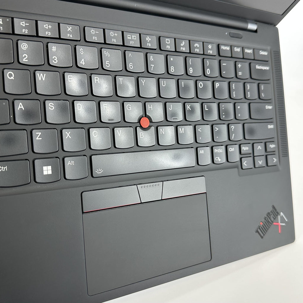 Lenovo ThinkPad X1 Carbon Gen 9 14 Black 2.6 GHz Intel Core i5 11th Gen. 8GB RAM 256GB Solid State Drive