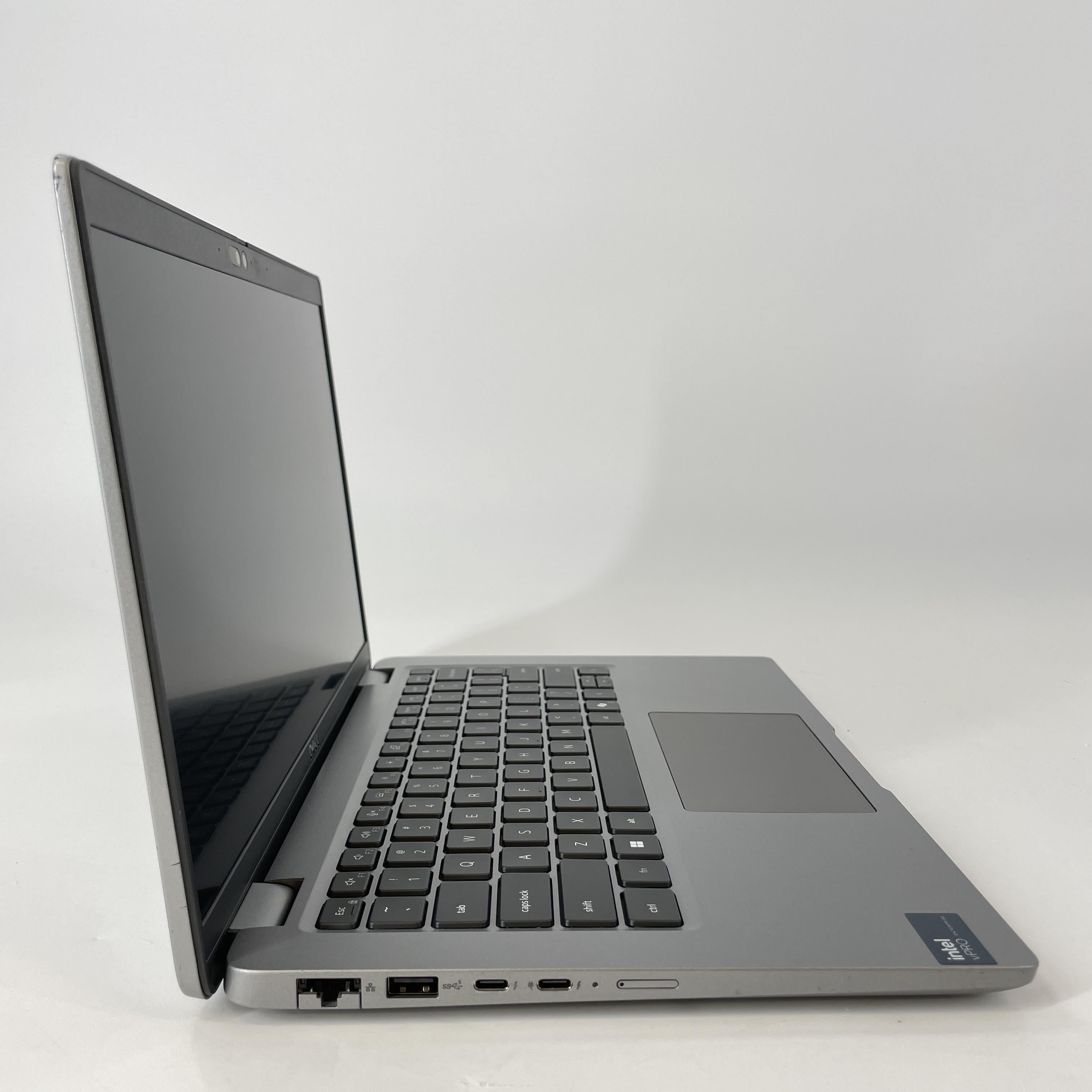 Dell Latitude 5450 14 Gray 1.7 GHz Intel Core Ultra 7 16GB RAM 512GB Solid State Drive
