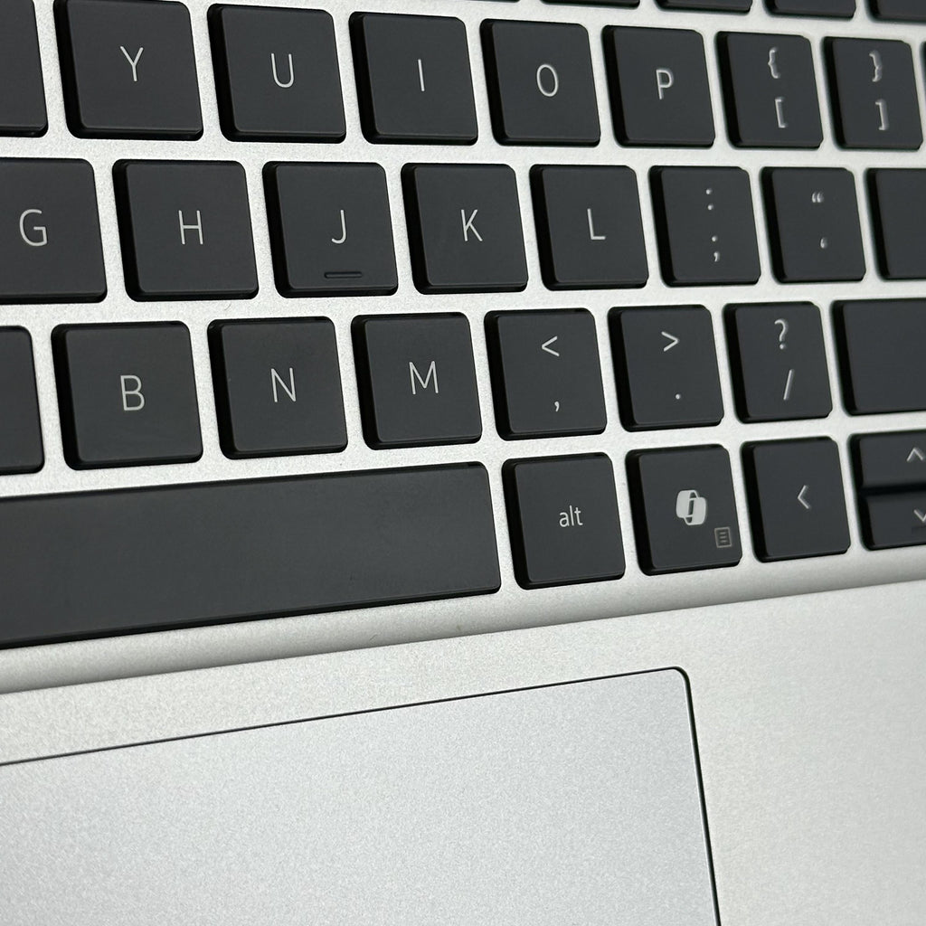 Dell Pro 14 Plus PB14250 Silver 2.2 GHz Intel Core Ultra 7 Series 2 32GB RAM 512GB Solid State Drive
