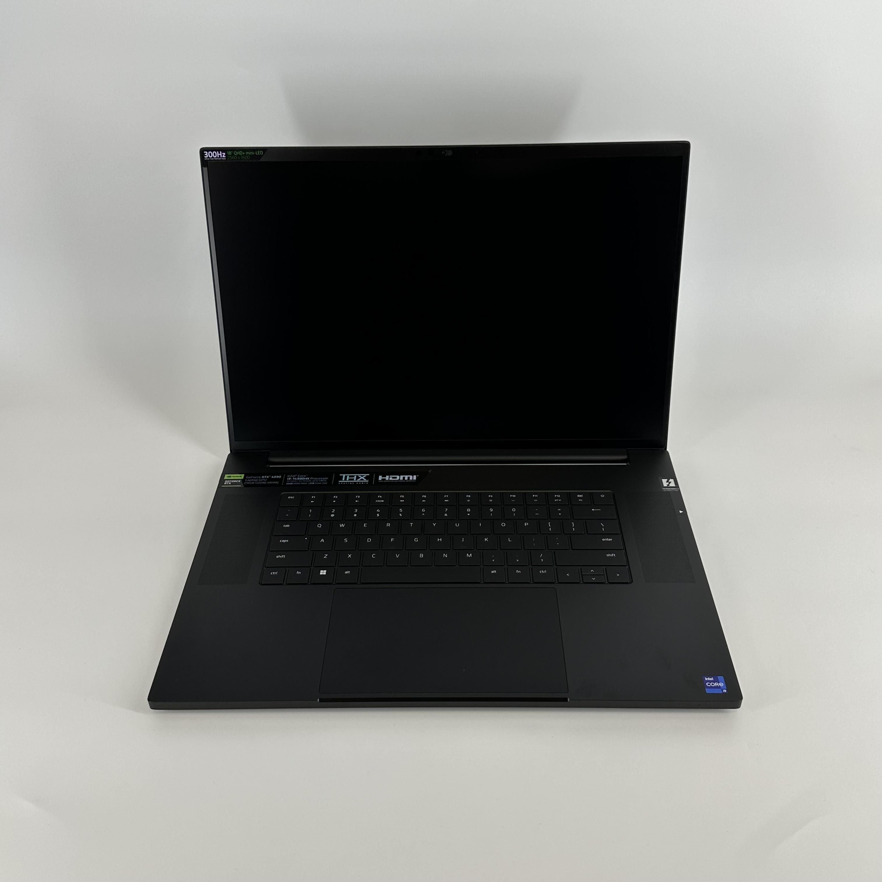 Razer Blade 18 2024 Black 2.2 GHz Intel Core i9 14th Gen. 32GB RAM 2TB Solid State Drive NVIDIA GeForce RTX 4090 16 GB