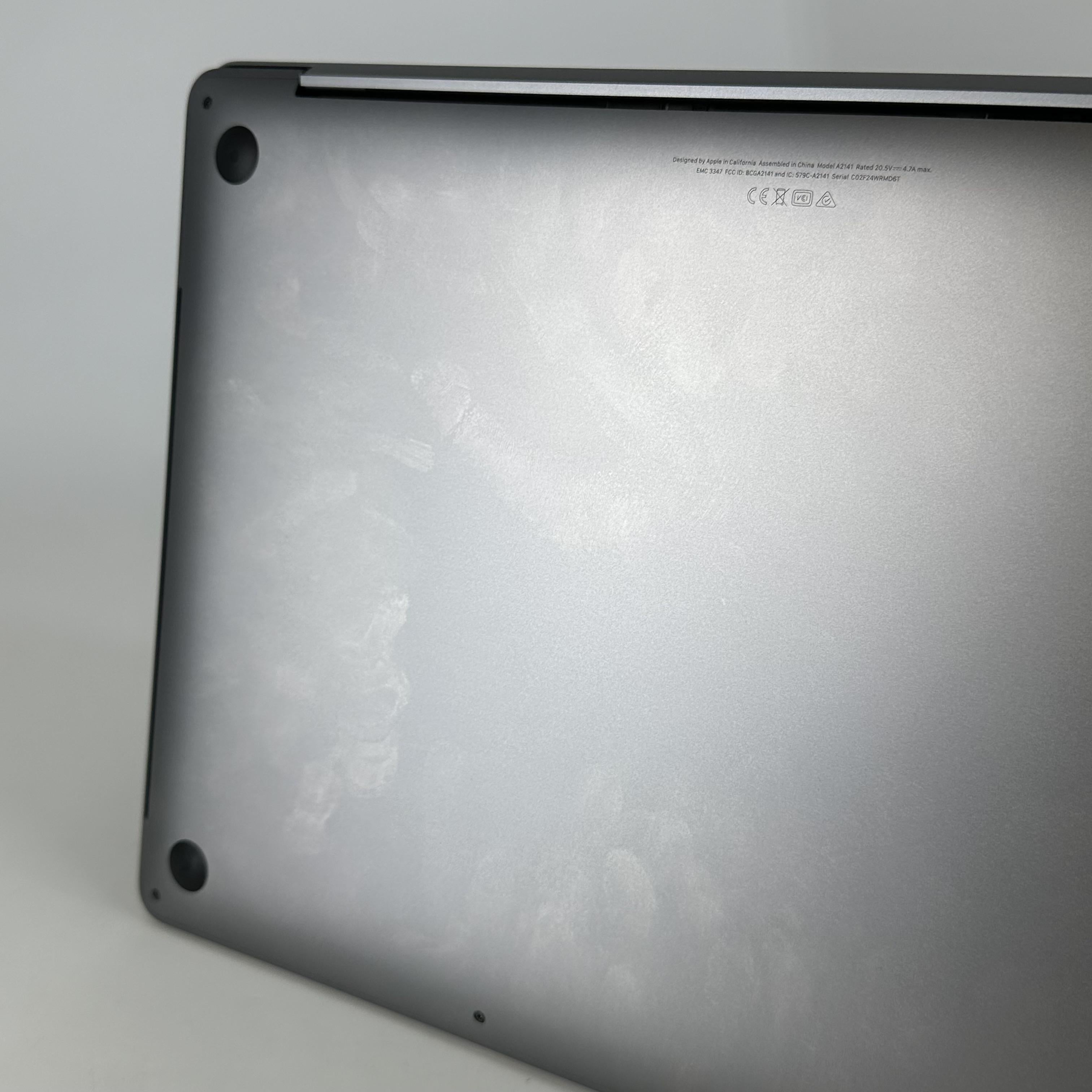 Apple MacBook Pro 16 Touch Bar 2019 Space Gray 2.3 GHz Intel Core i9 9th Gen. 64GB RAM 1TB Solid State Drive AMD Radeon Pro 5500M 8 GB