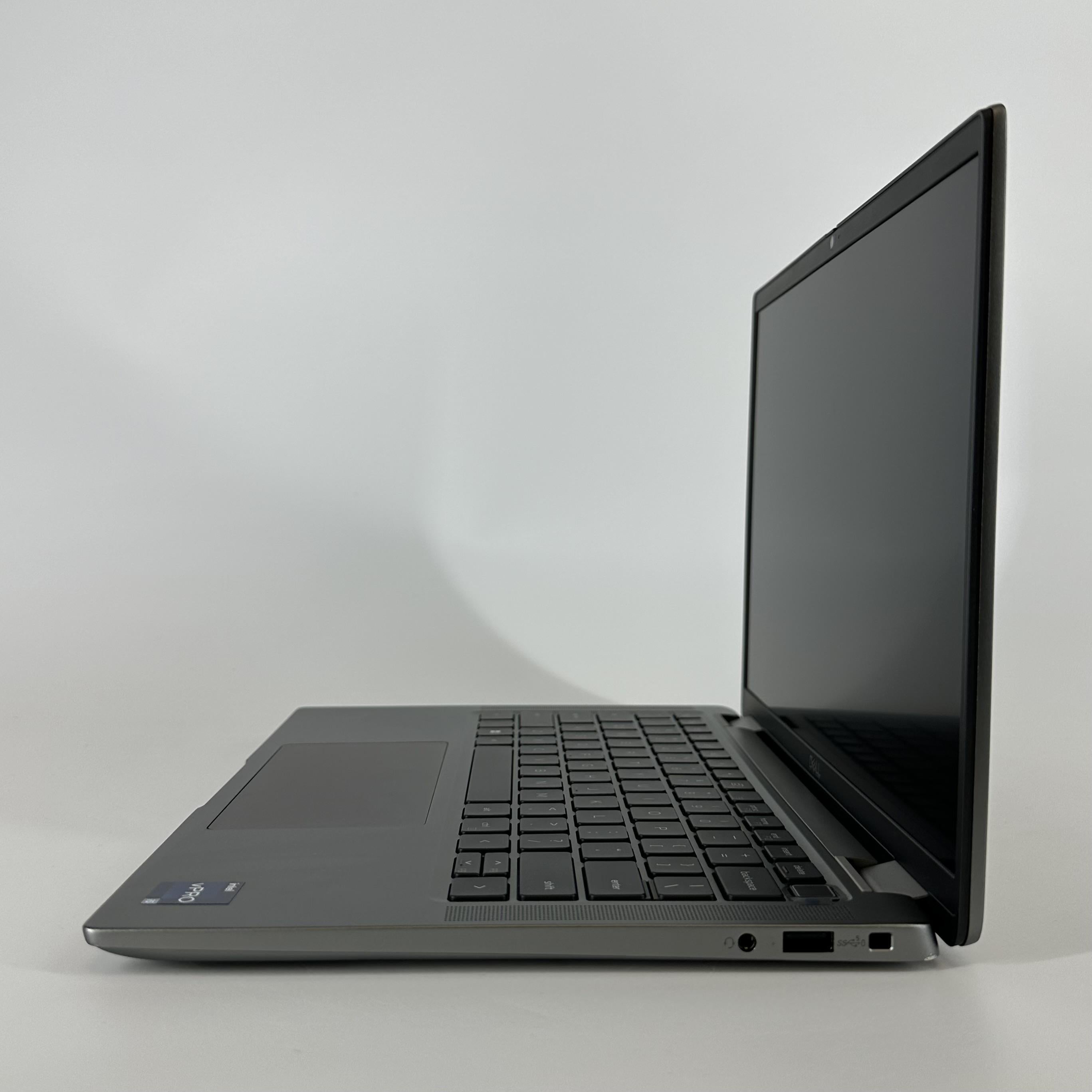 Dell Latitude 7340 13.3 Gray 1.6 GHz Intel Core i5 13th Gen. 16GB RAM 512GB Solid State Drive