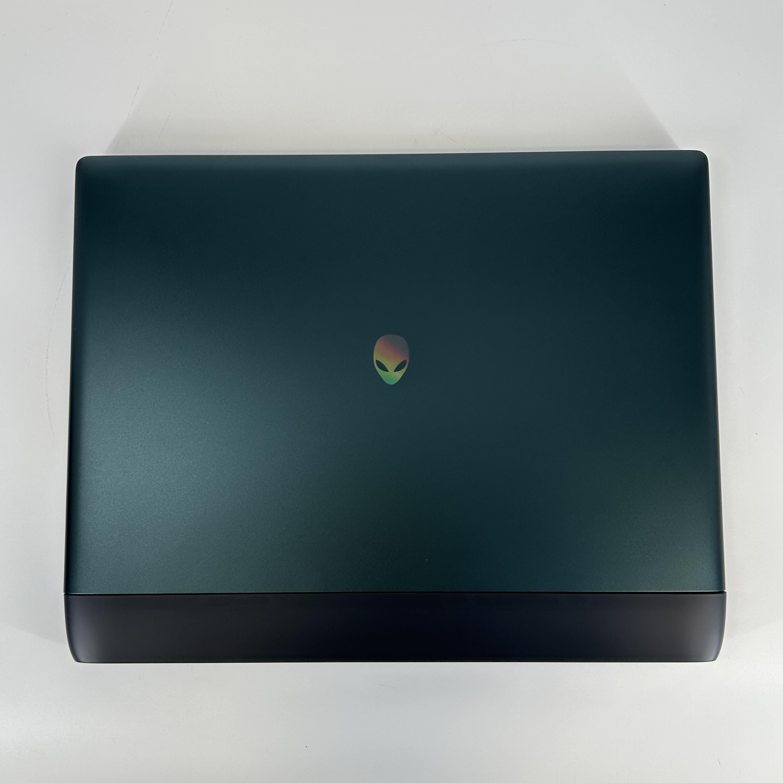 Dell Alienware 18 Area-51 Teal 2.7 GHz Intel Core Ultra 9 Series 2 64GB RAM 2TB Solid State Drive NVIDIA GeForce RTX 5090 24 GB