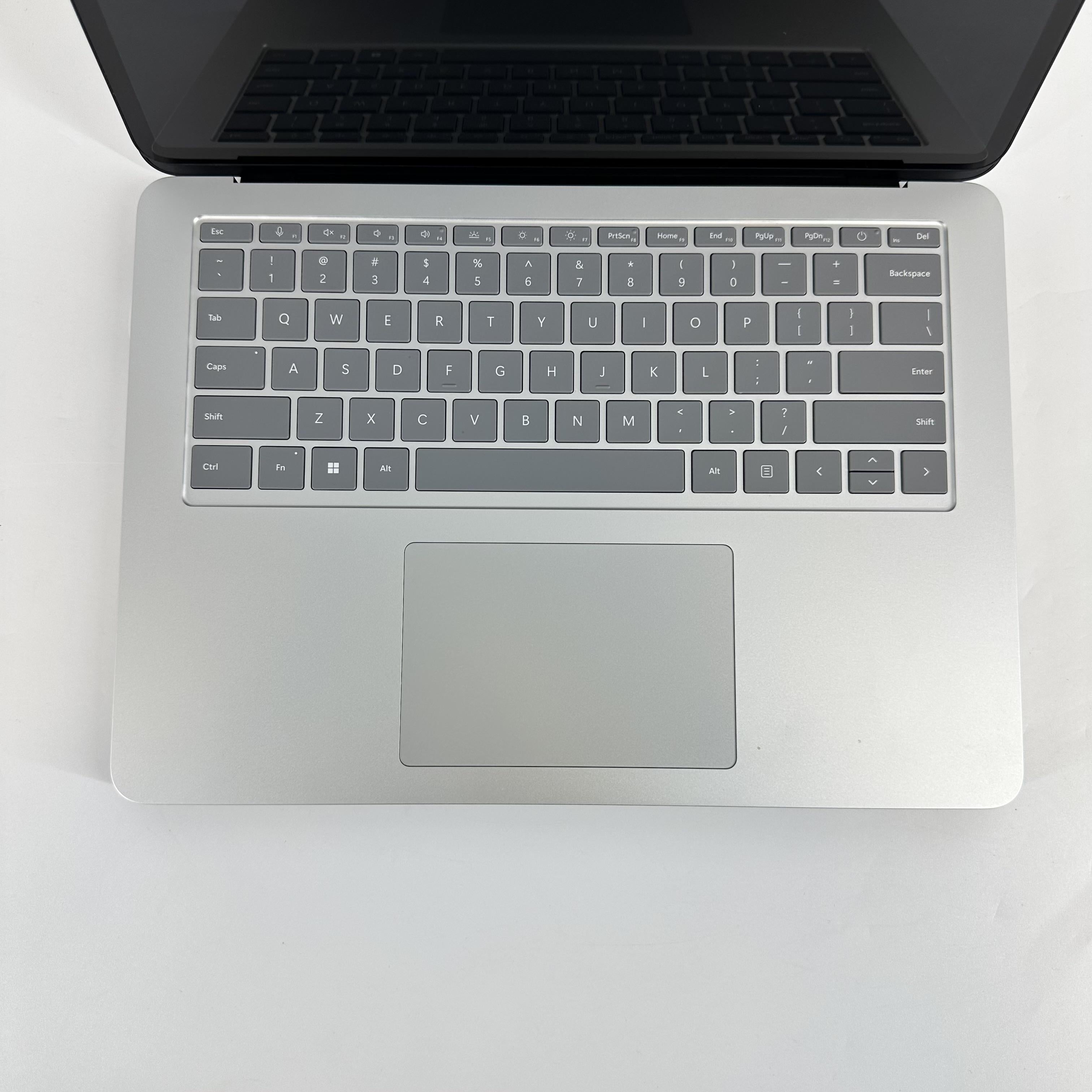 Microsoft Surface Laptop Studio 2 14.4 Silver 2.9 GHz Intel Core i7 13th Gen. 16GB RAM 512GB Solid State Drive NVIDIA GeForce RTX 4050 6 GB